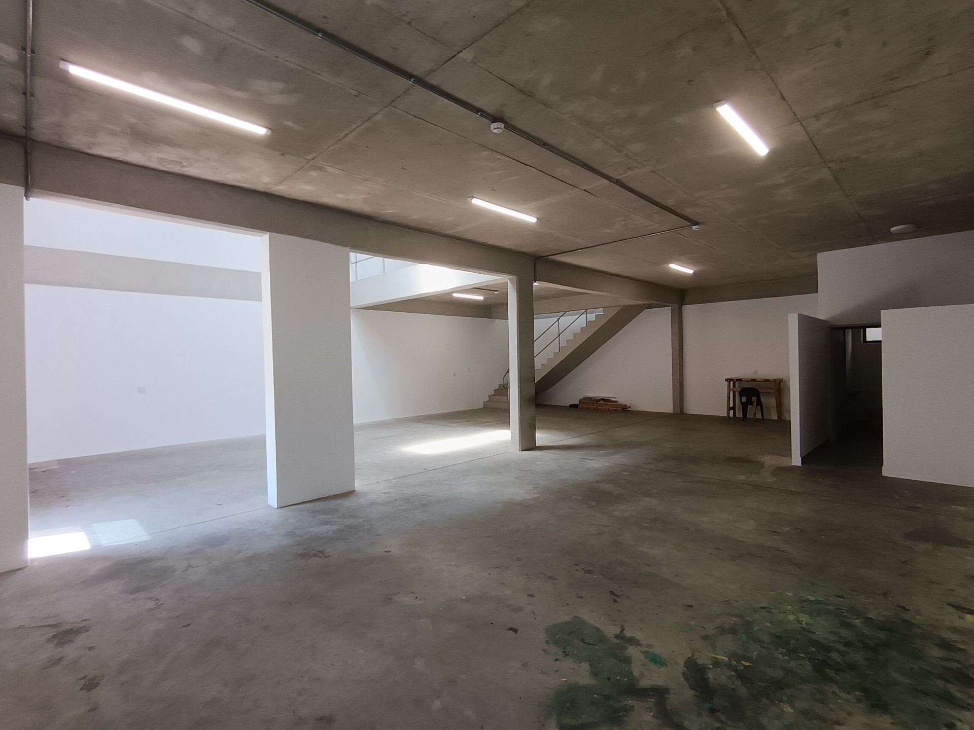 Warehouse for rent in Glen Anil, Durban North, KwaZulu Natal, 285 m²