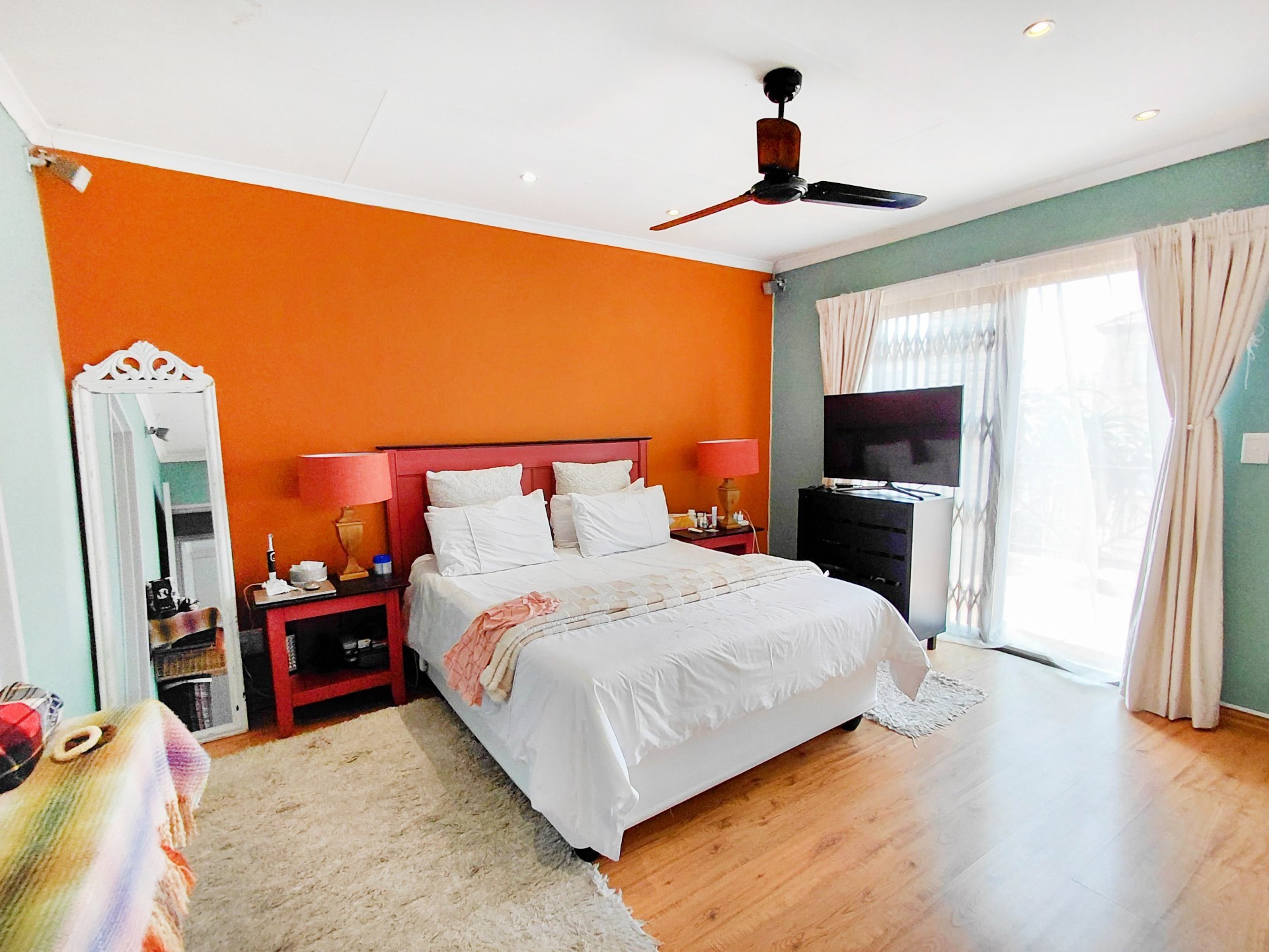 Duplex for sale in Wilgeheuwel, Roodepoort, 193 m²