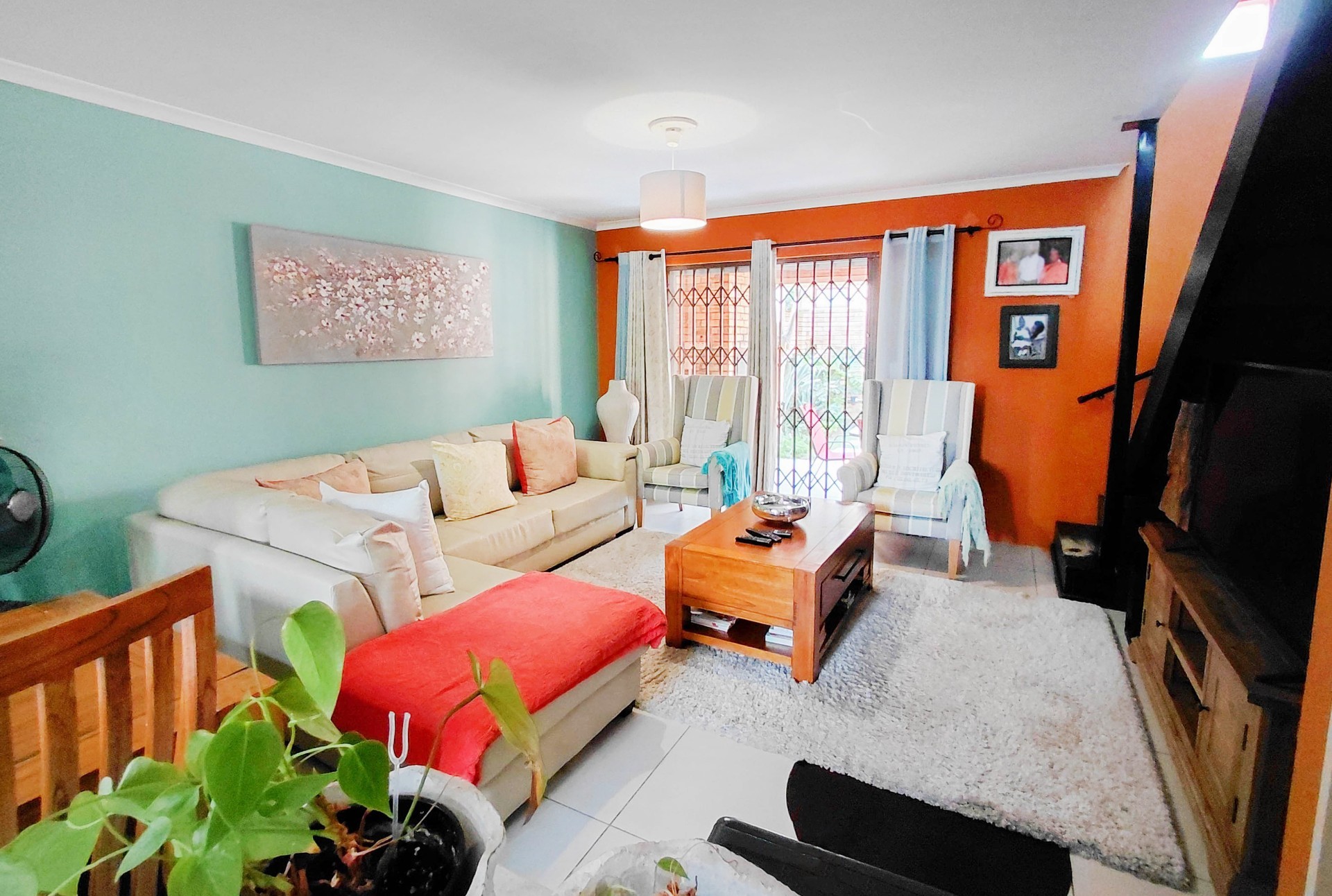 Duplex for sale in Wilgeheuwel, Roodepoort, 193 m²