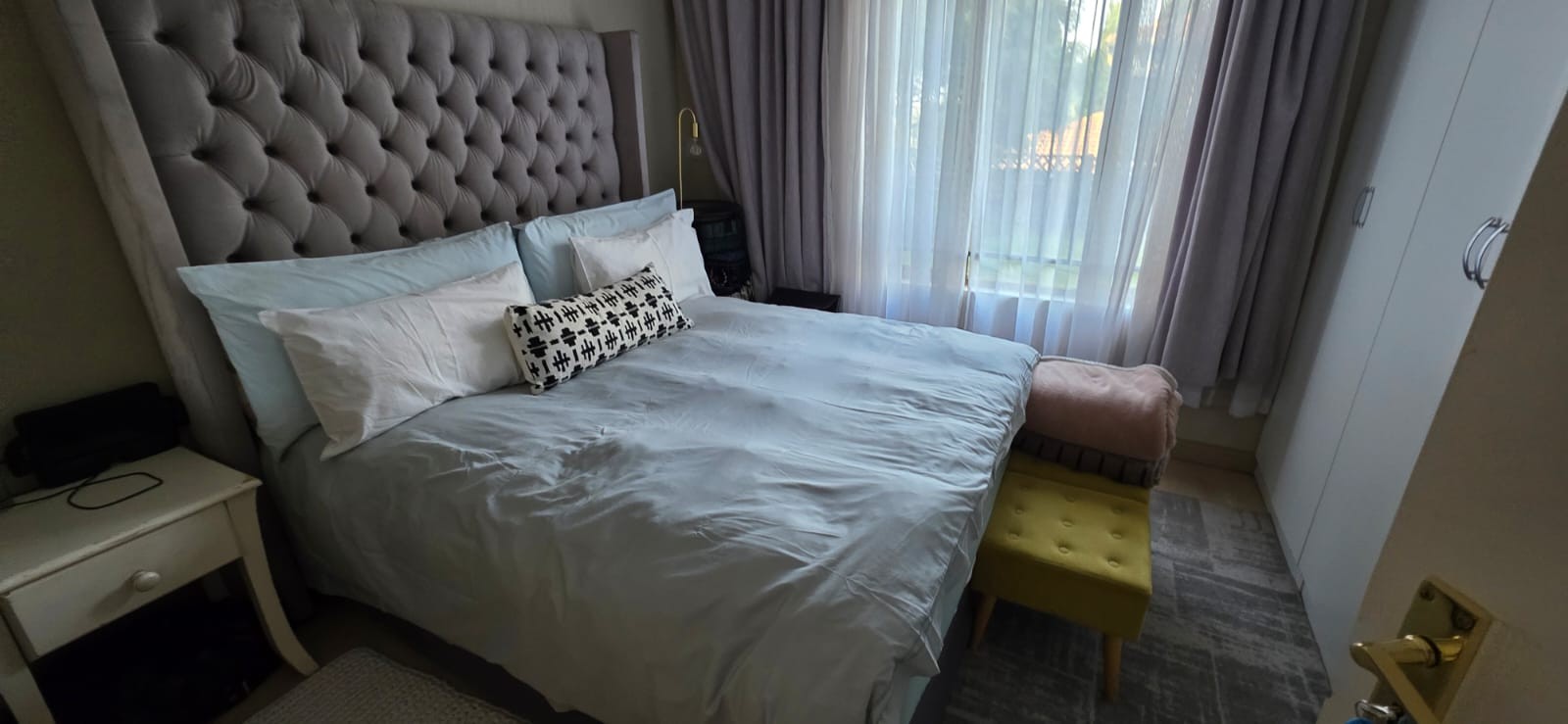 Apartment for rent in Paulshof, Sandton
