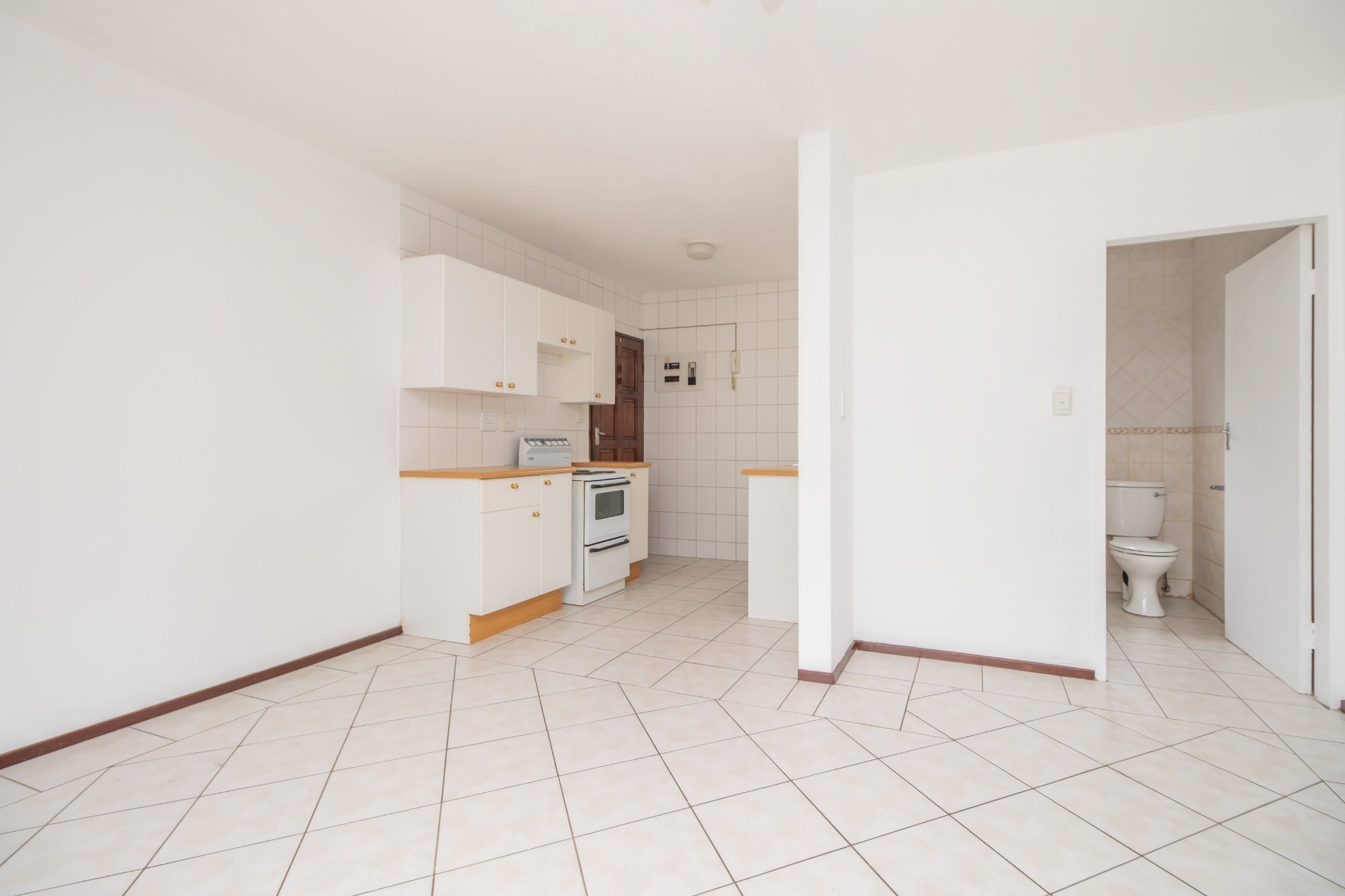 Apartment for sale in Lindhaven, Roodepoort