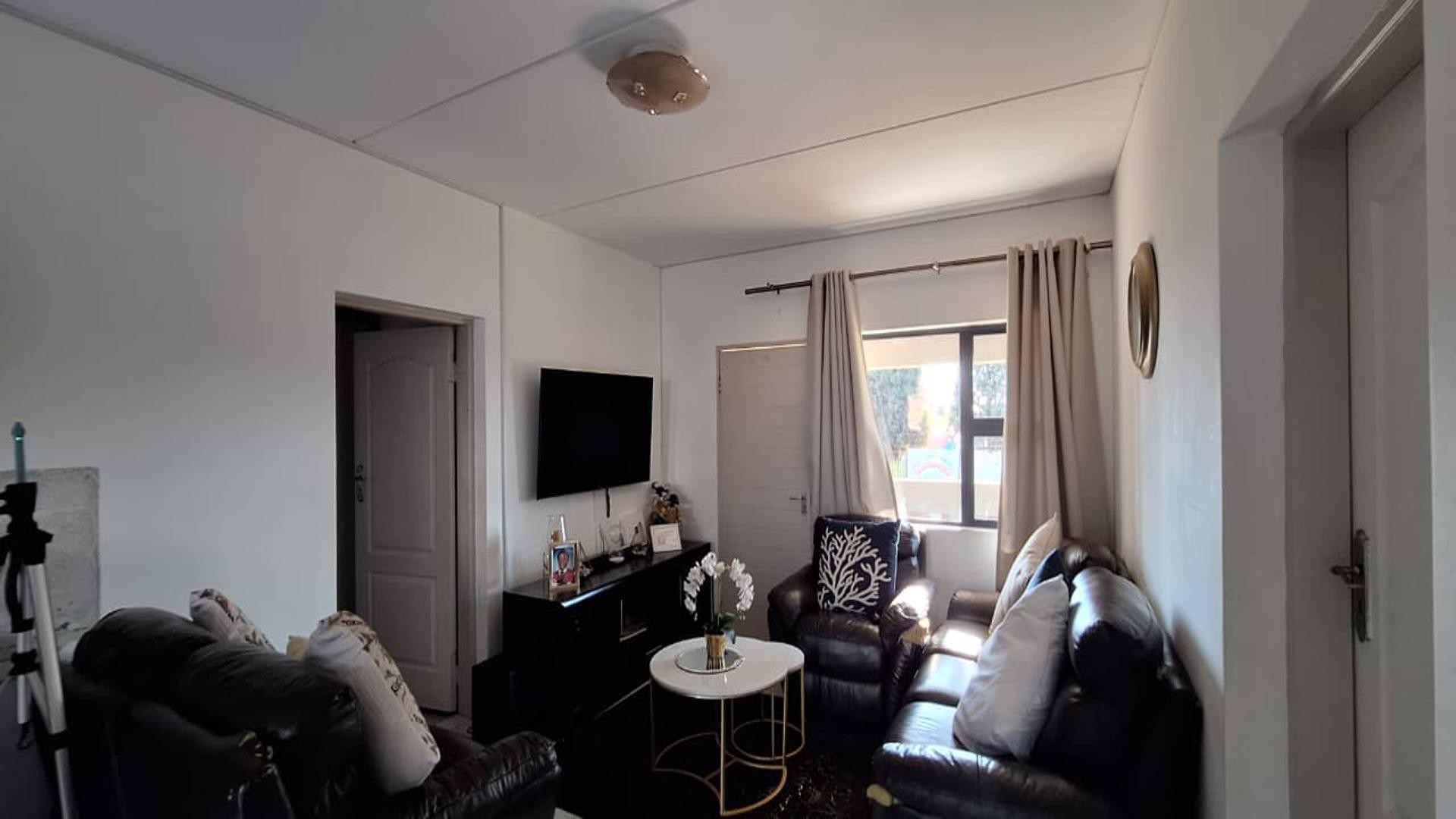 Townhouse for sale in Rynfield AH, Benoni, 74 m²