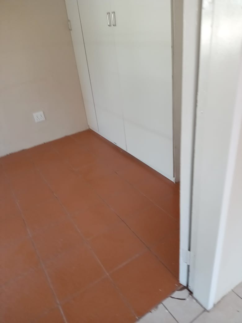 Cottage for rent in Observatory, Johannesburg