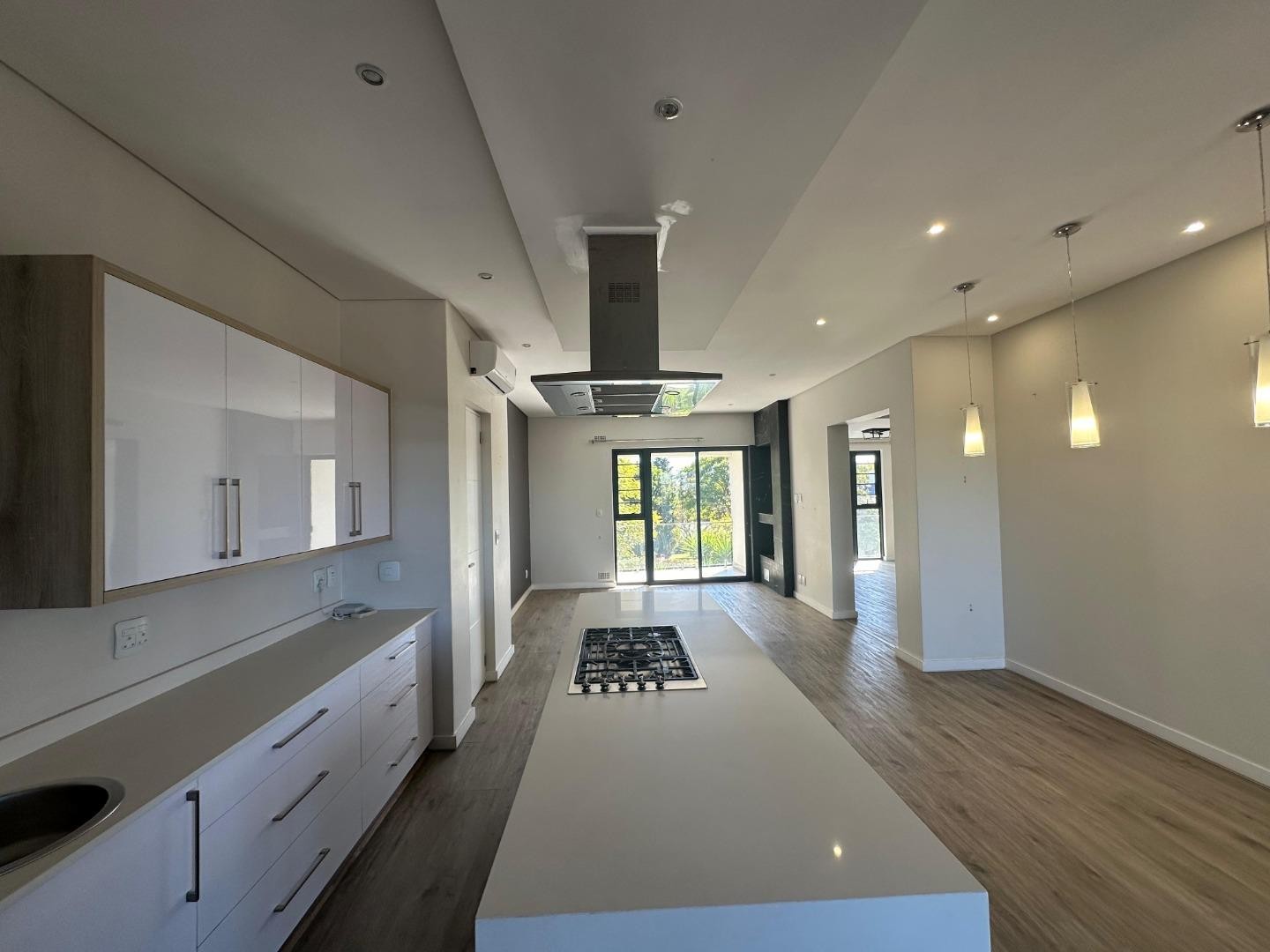 Apartment for rent in Bryanston, Sandton, The Ridge, 23 Kildoon Road, Bryanston, Sandton, Gauteng, 192 m²