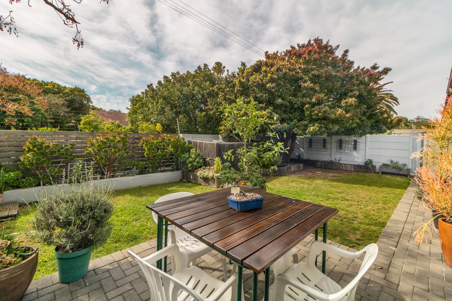 Townhouse for sale in Table View, Blouberg, 105 m²