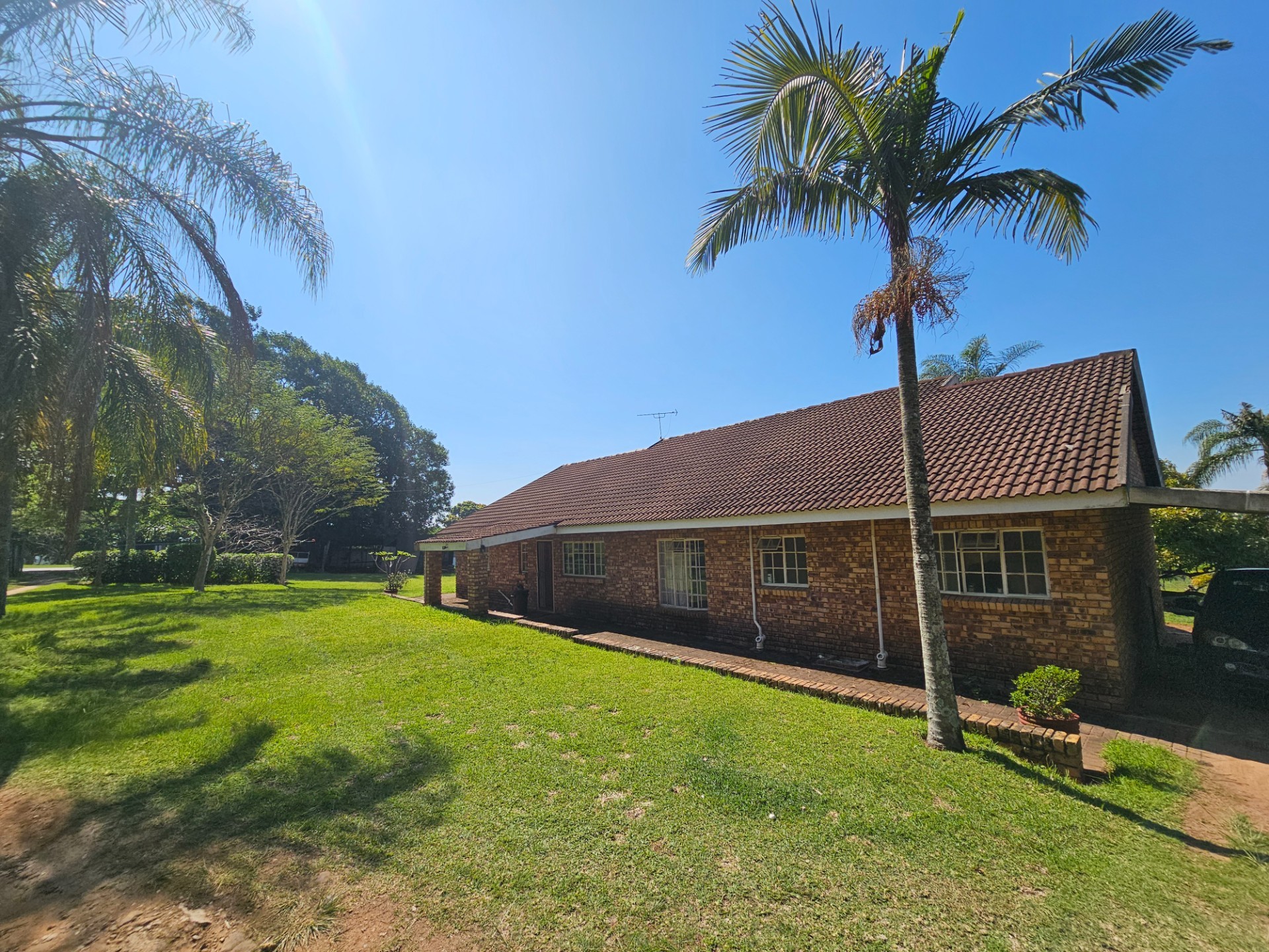 House for sale in White River Estates, White River, 11272 m²