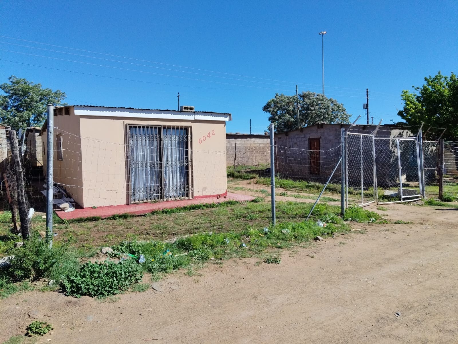 House for sale in Nomzamo, Mlungisi, Queenstown, 6042 Suntu Pika Street, Nomzamo, Mlungisi, Queenstown, Eastern Cape, 250 m²