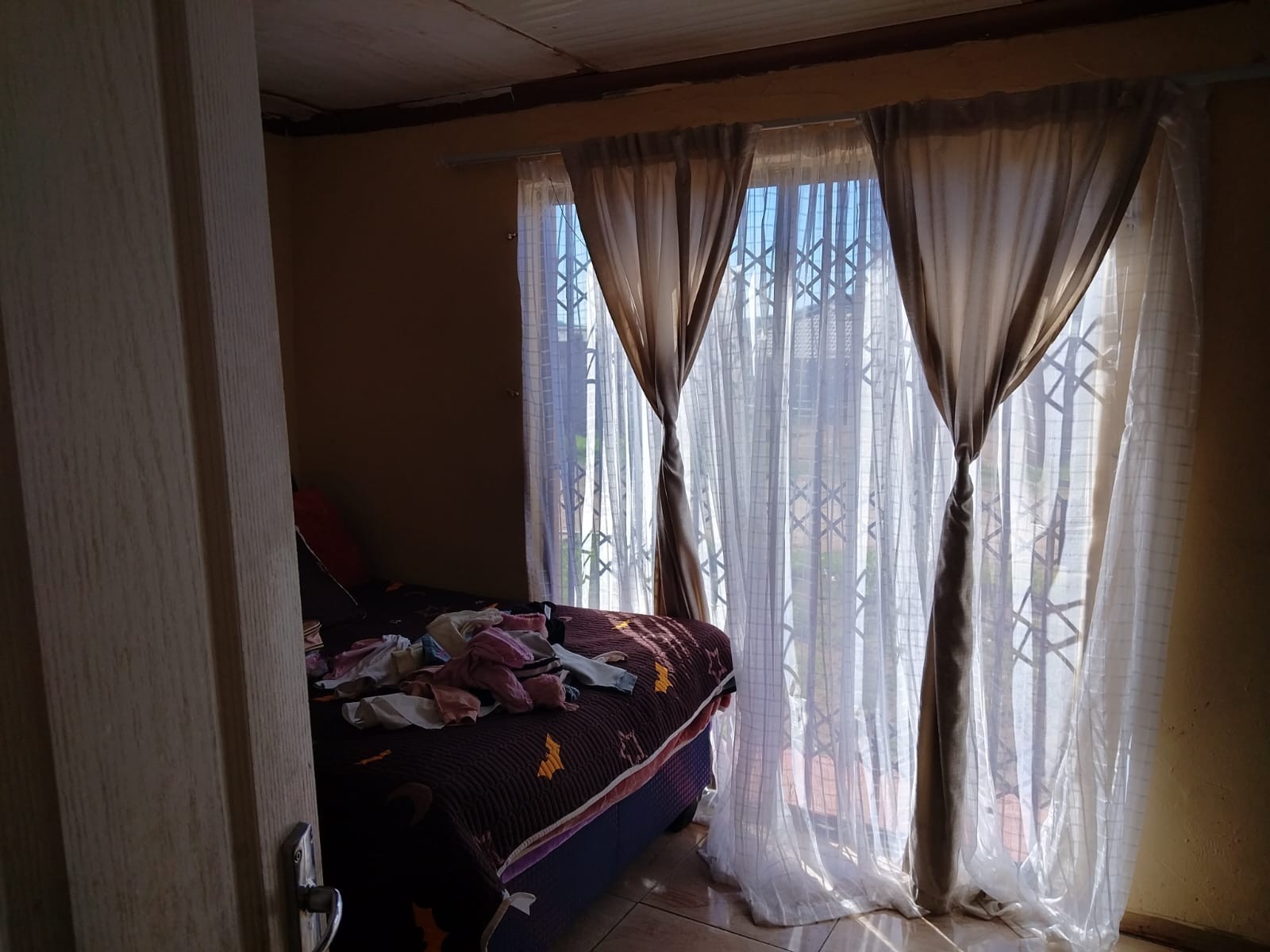 House for sale in Nomzamo, Mlungisi, Queenstown, 6042 Suntu Pika Street, Nomzamo, Mlungisi, Queenstown, Eastern Cape, 250 m²