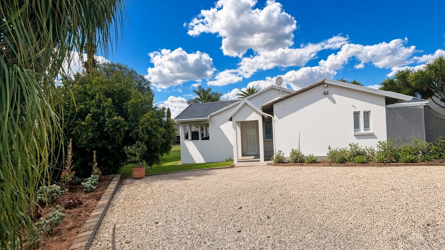 House for sale in Garsfontein, Pretoria, 327 m²