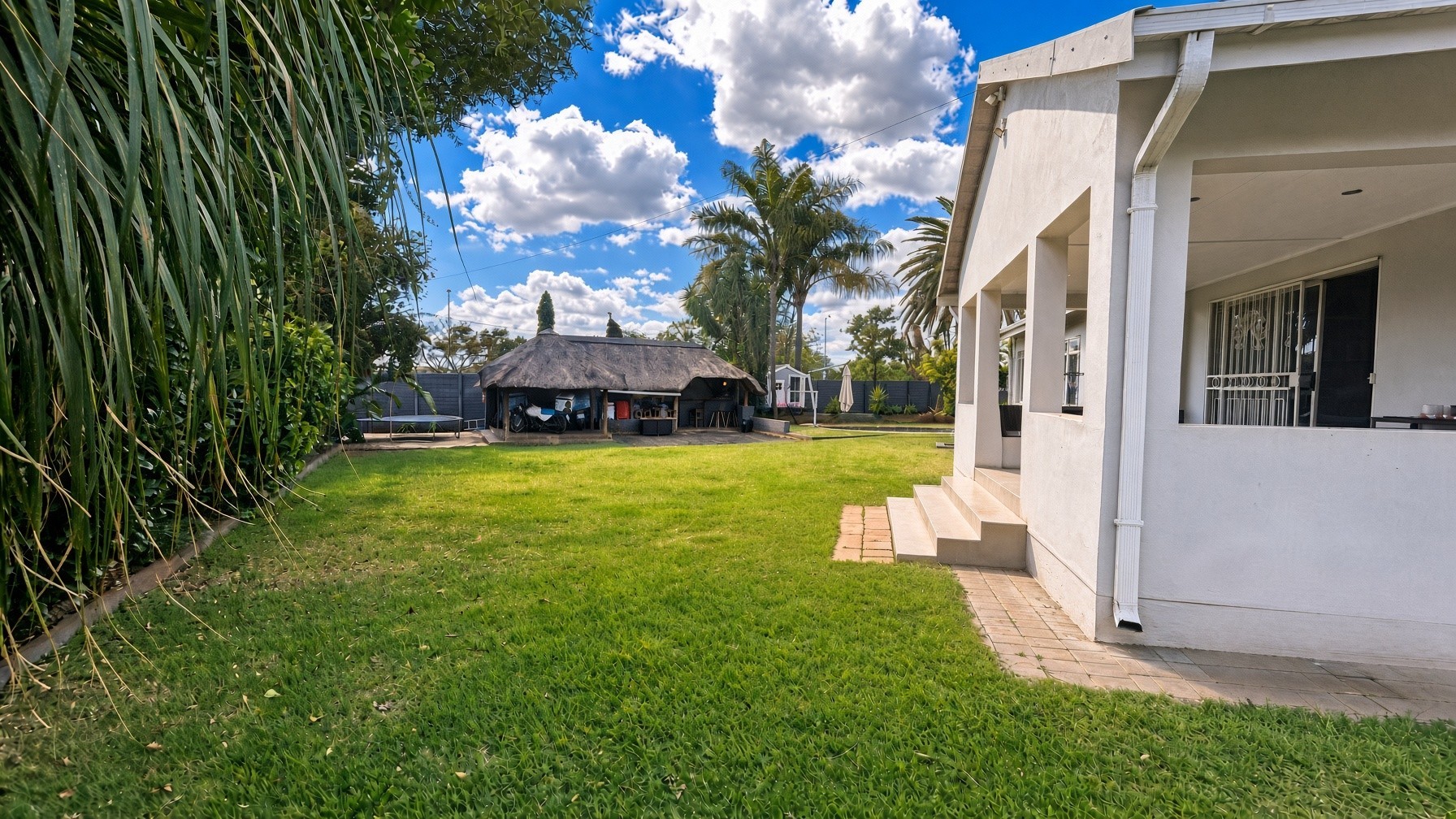 House for sale in Garsfontein, Pretoria, 327 m²