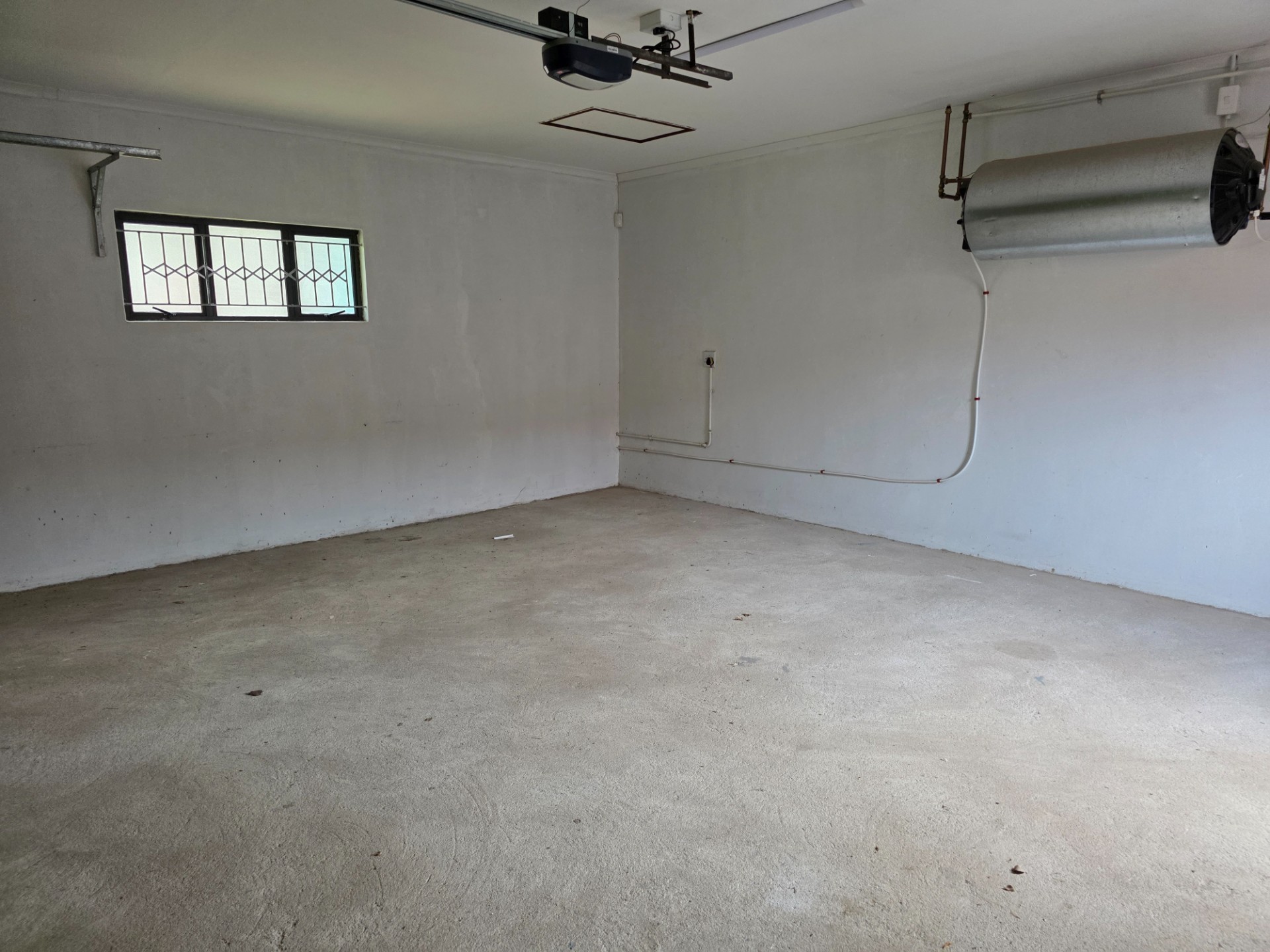 House for sale in Woodgrange, Hibberdene, KwaZulu Natal