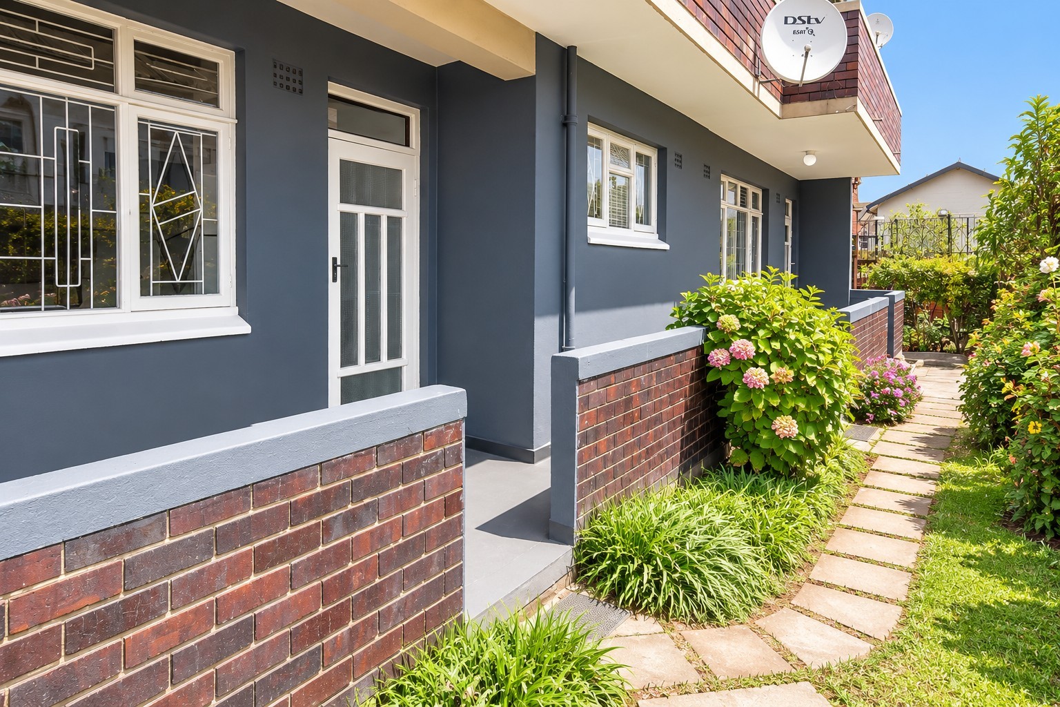 Apartment for sale in Goodwood Estate, Goodwood, Ascot Court, 1 Dellwyn Road, Goodwood Estate, Goodwood, Western Cape, 95 m²