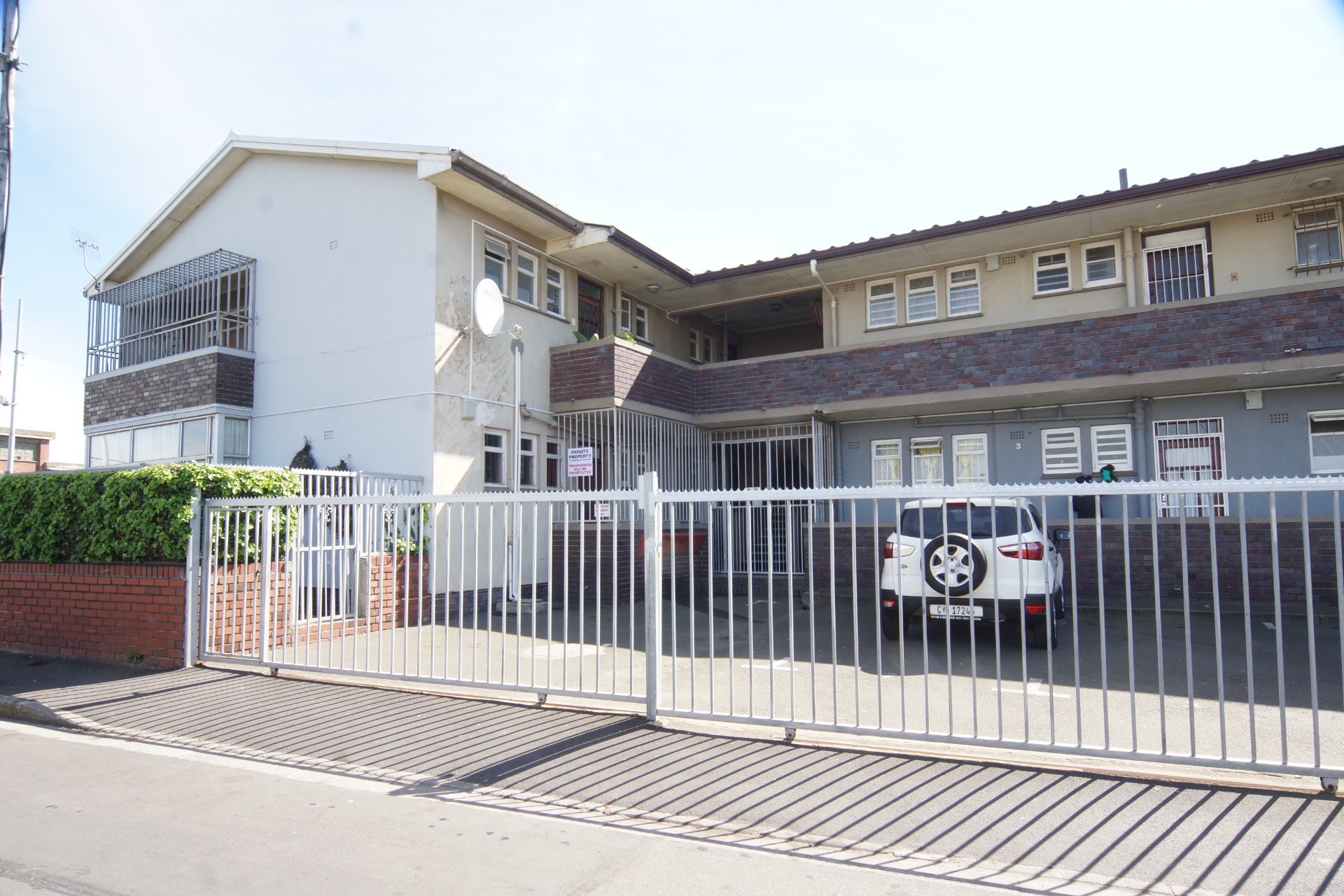 Apartment for sale in Goodwood Estate, Goodwood, Ascot Court, 1 Dellwyn Road, Goodwood Estate, Goodwood, Western Cape, 95 m²