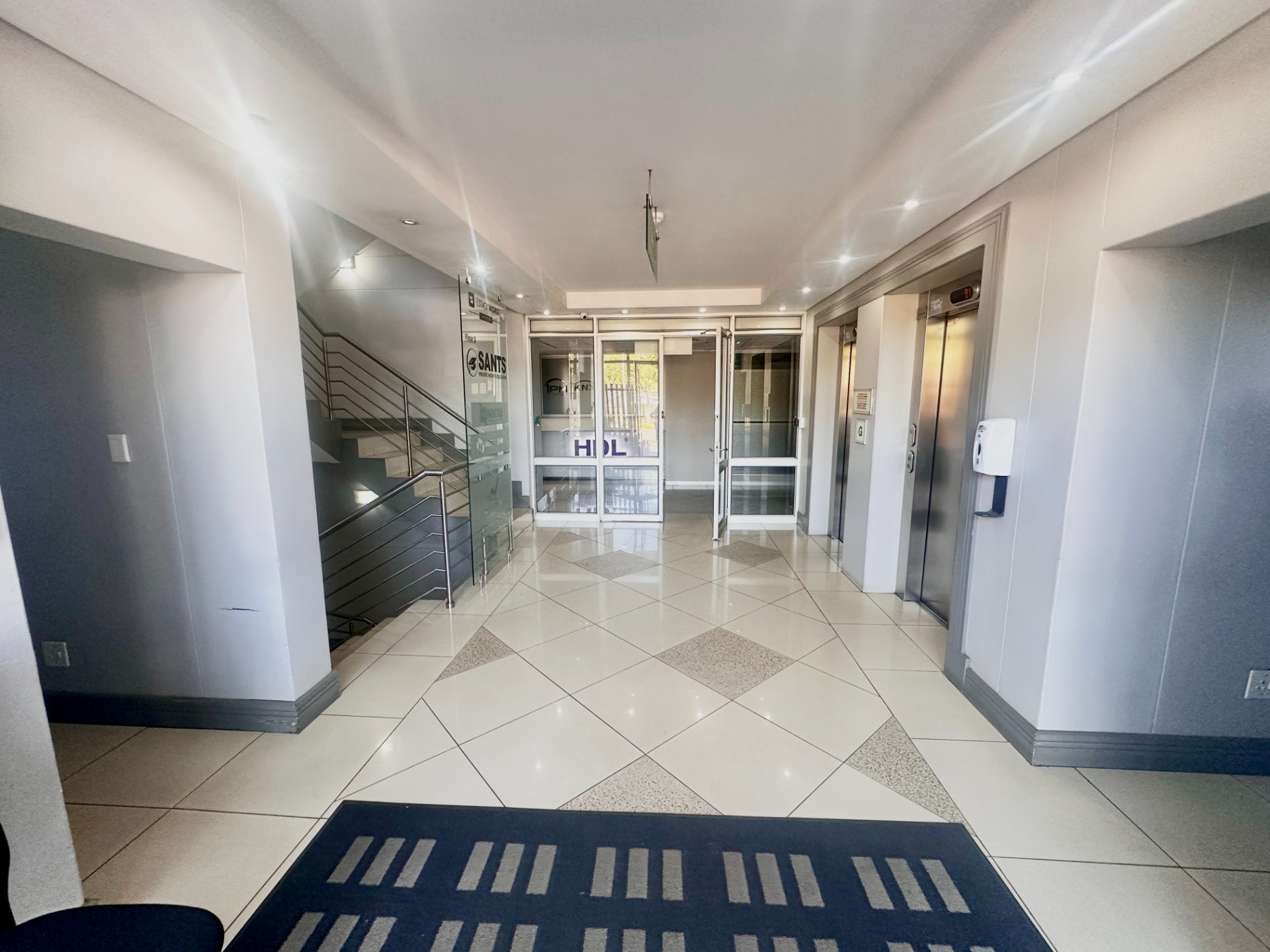 Commercial Property for rent in Menlo Park, Pretoria, 63 m²