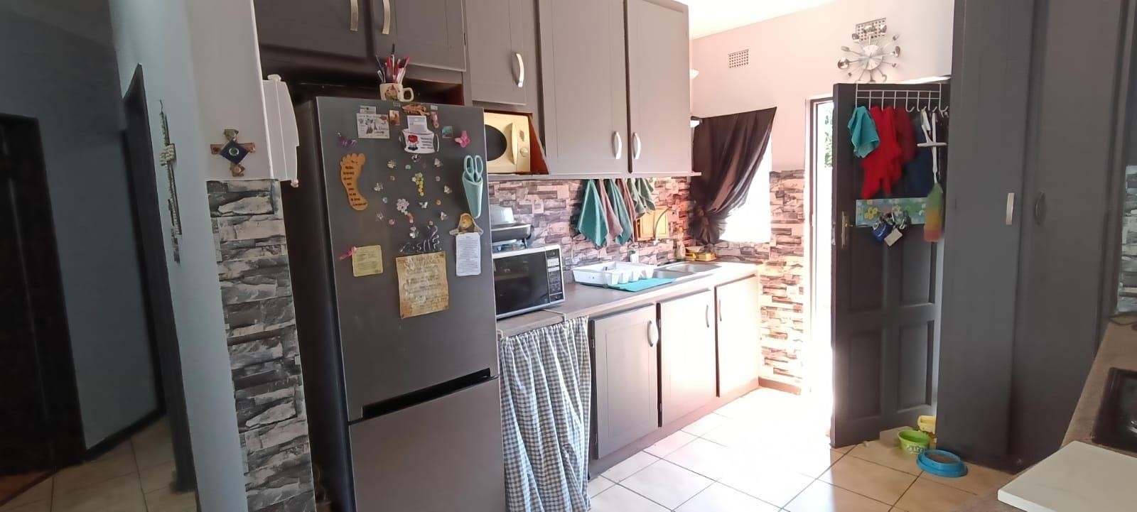 House for sale in Beaconsfield, Kimberley, 188 m²