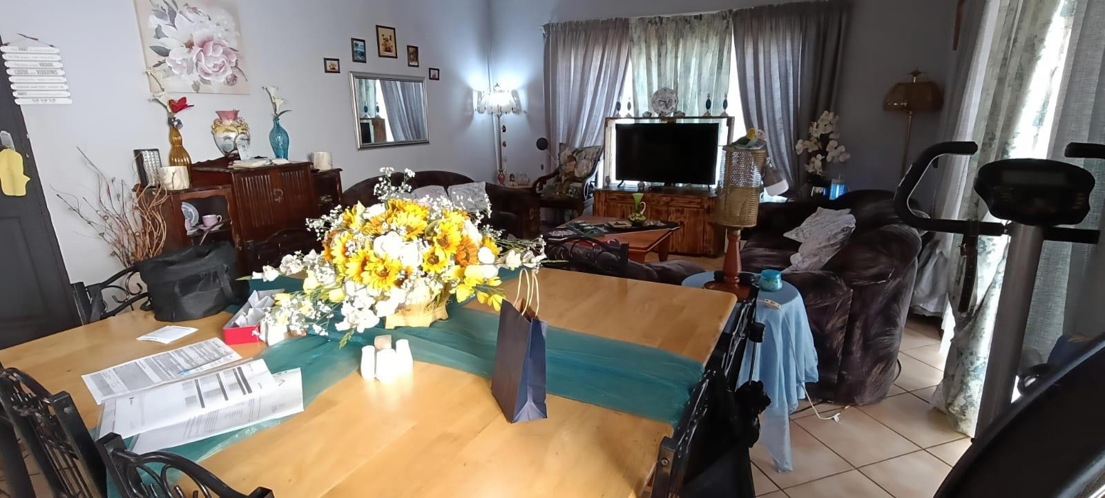 House for sale in Beaconsfield, Kimberley, 188 m²