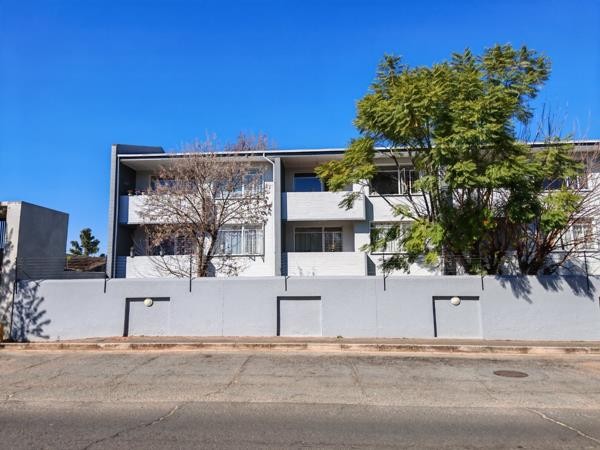 Apartment for sale in Linden, Randburg, 81 m²