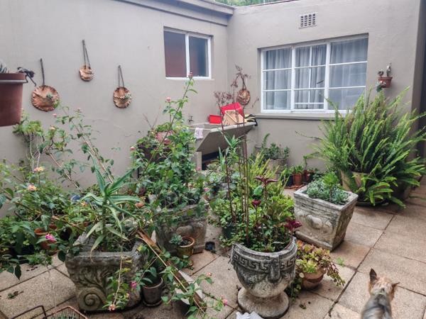 House for sale in Observatory, Johannesburg, 420 m²