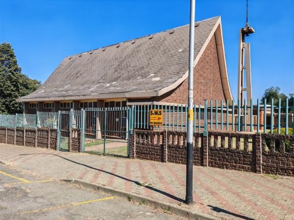 Commercial Property for sale in Elsburg, Germiston, 4008 m²
