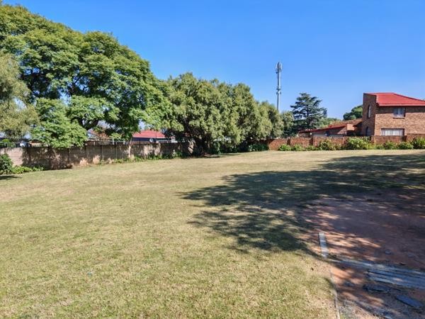 Commercial Property for sale in Elsburg, Germiston, 4008 m²