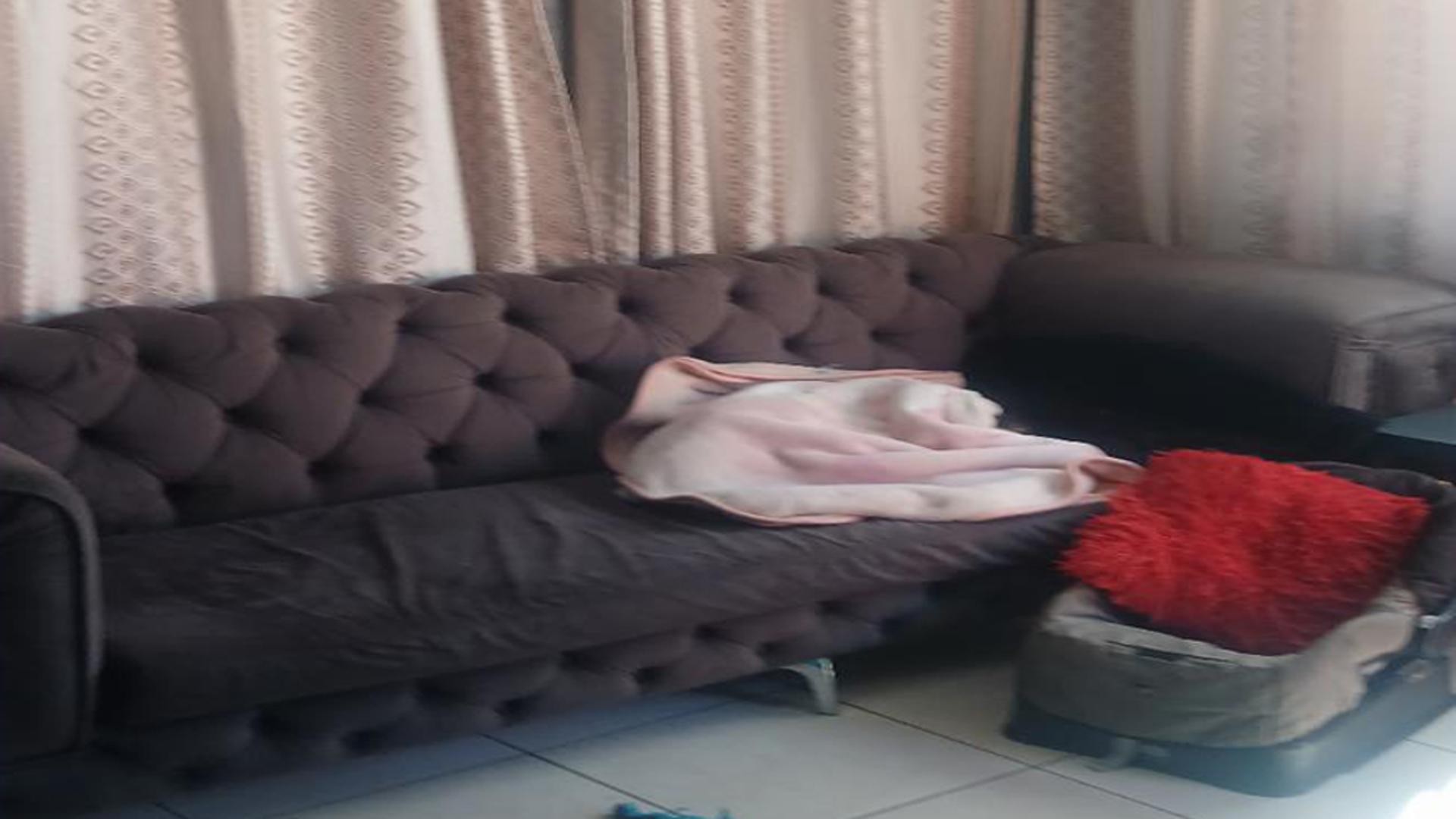House for sale in Lenasia South, Johannesburg, 420 m²