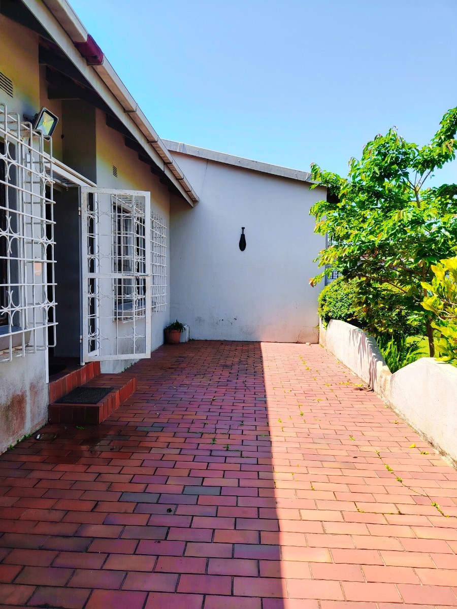 Townhouse for sale in Uvongo Beach, Margate, KwaZulu Natal, 137 m²