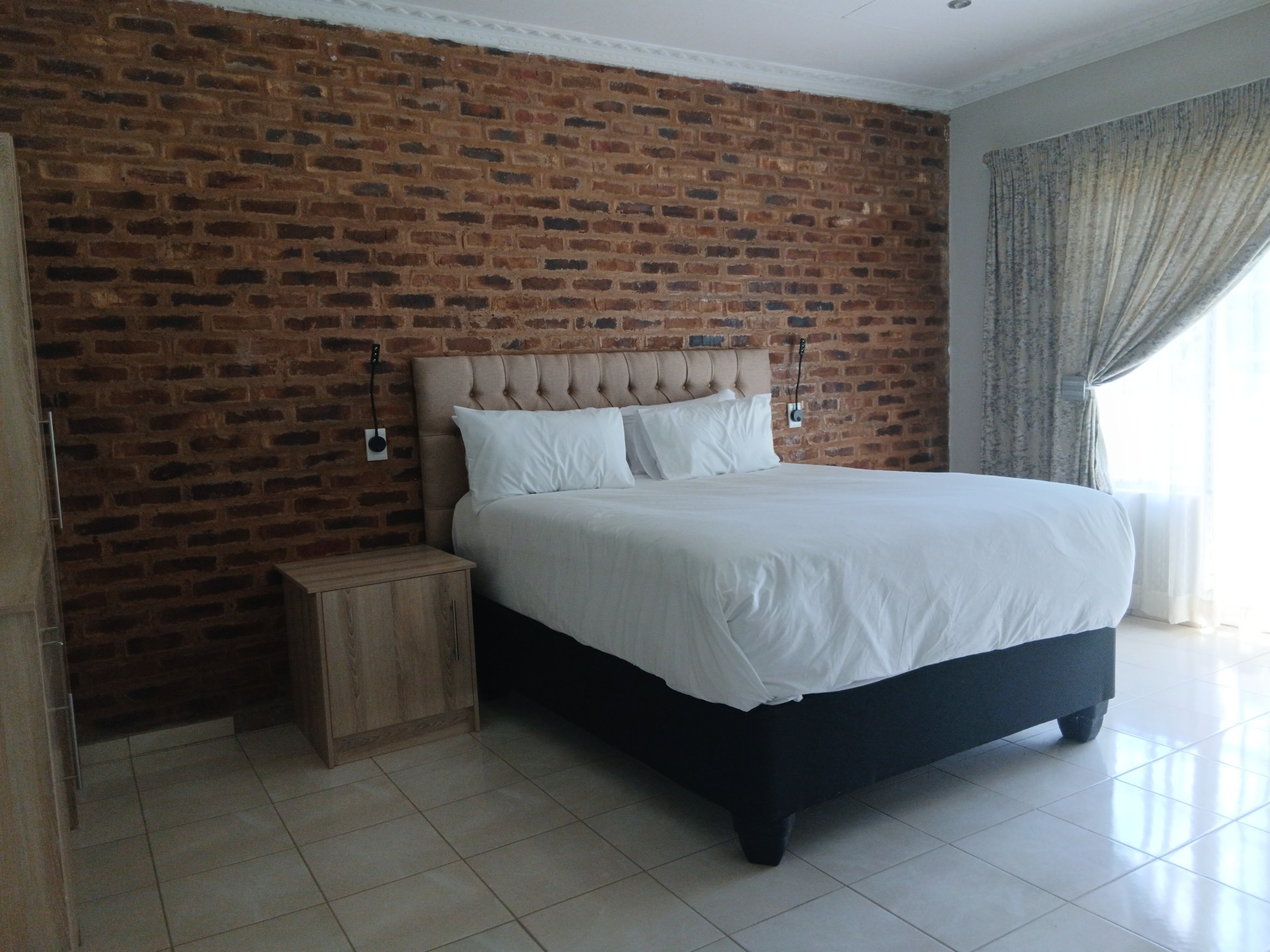 House for rent in Rooigrond, Mafikeng Rural, Mafikeng, North West, 1634 m²