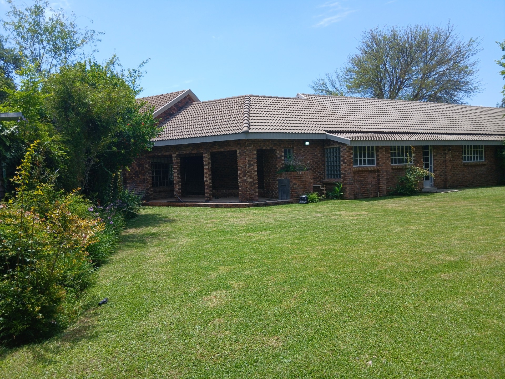 House for rent in Rooigrond, Mafikeng Rural, Mafikeng, North West, 1634 m²