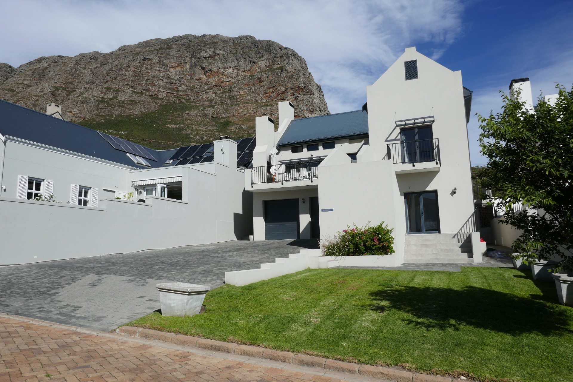 House for sale in Franschhoek, 268 m²