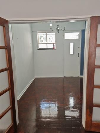 Apartment for sale in Rosebank, Johannesburg, 85 m²