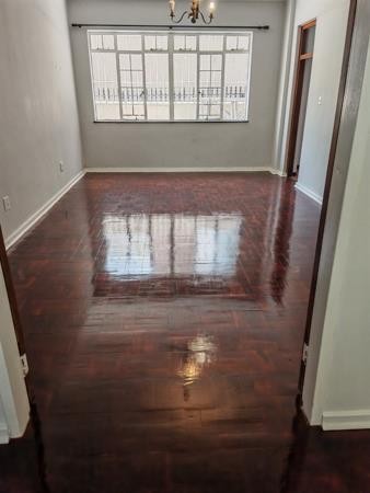 Apartment for sale in Rosebank, Johannesburg, 85 m²