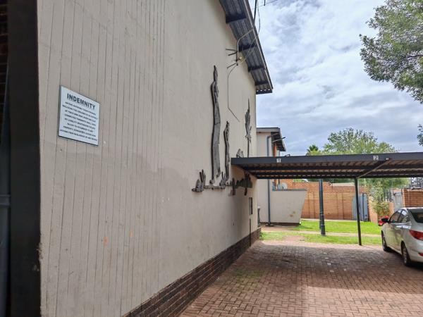Complex for sale in Kempton Park Central, Kempton Park, 1226 m²