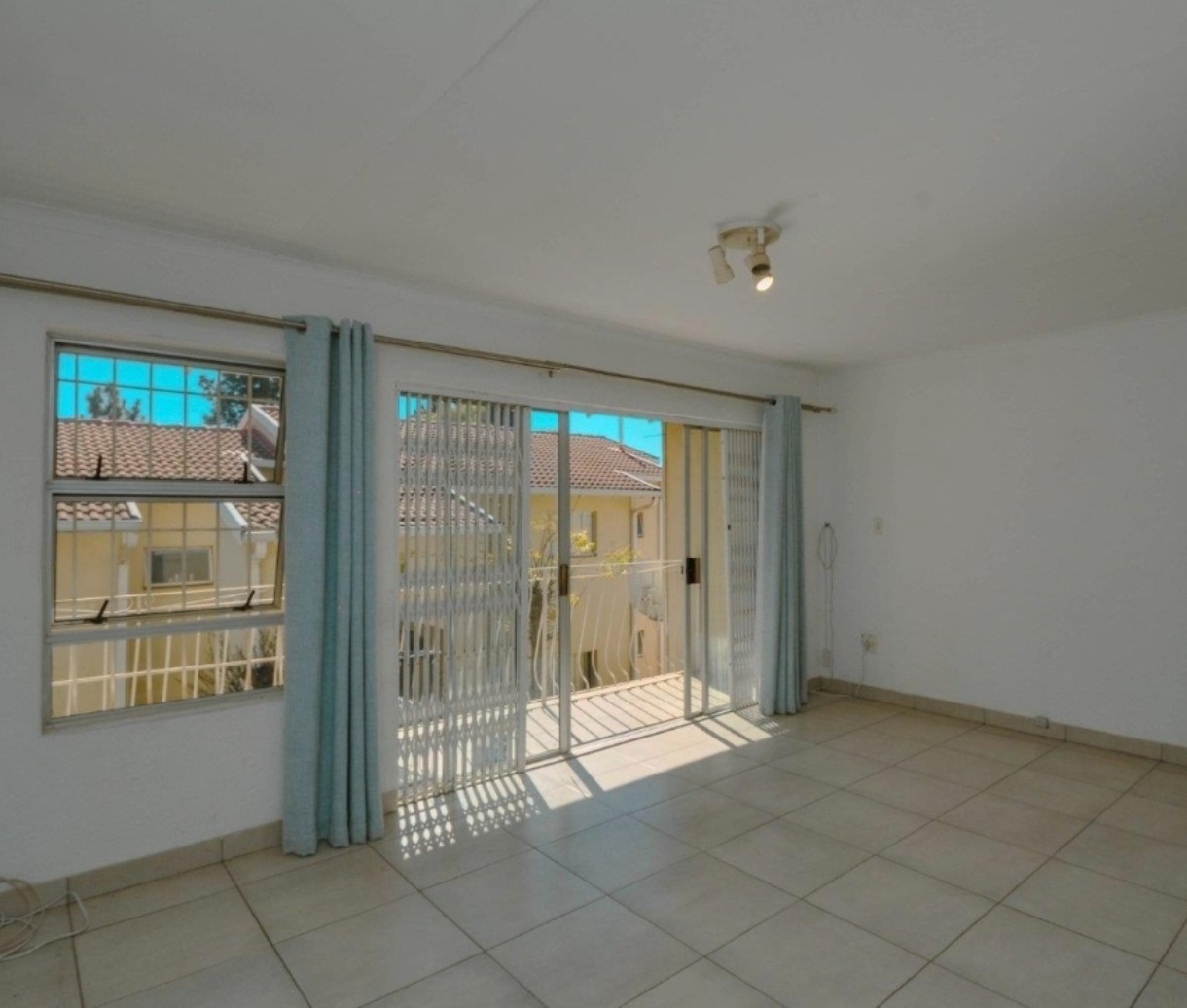 Apartment for sale in Morningside, Sandton, 71 m²
