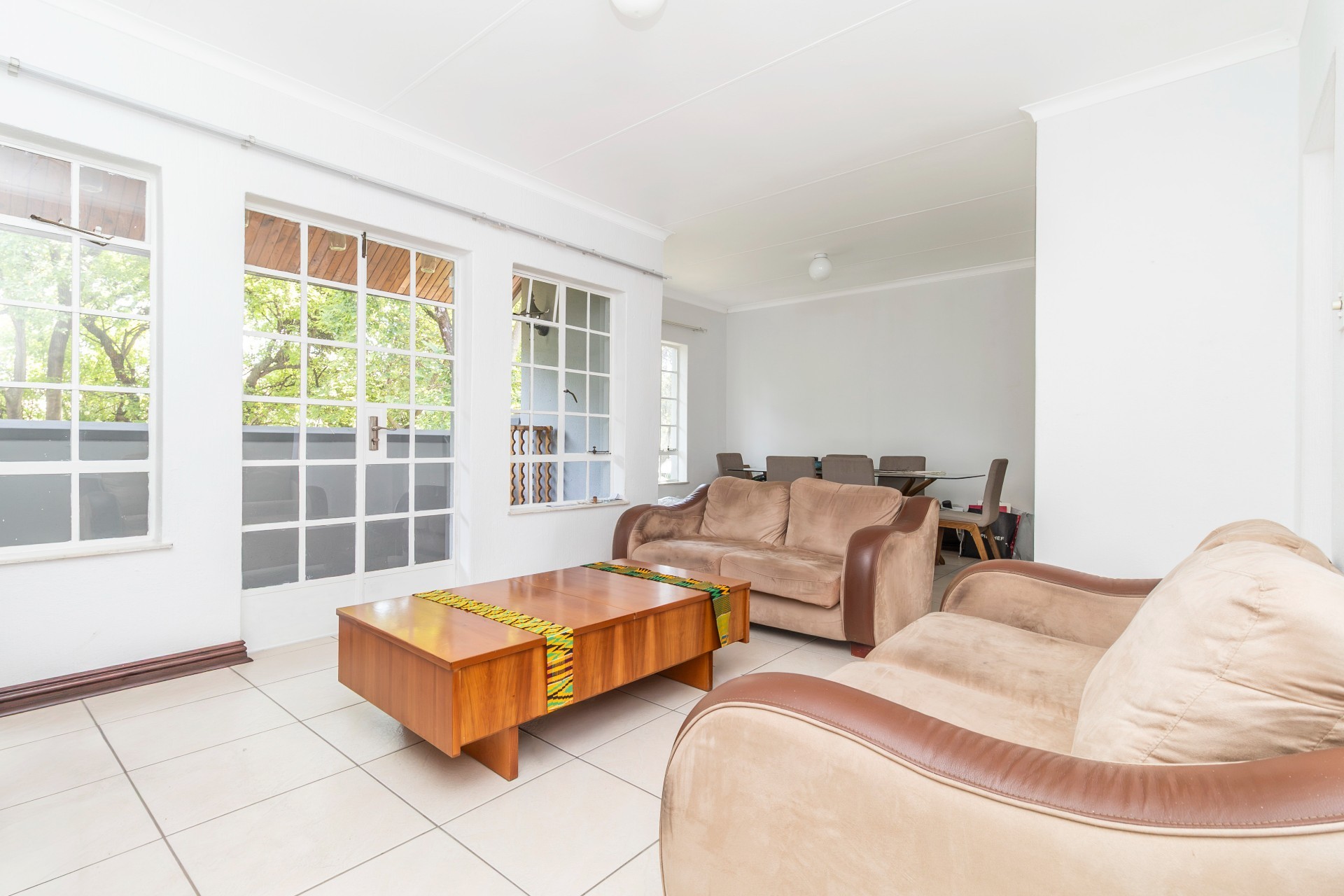 Apartment for sale in Woodmead, Sandton, 83 m²