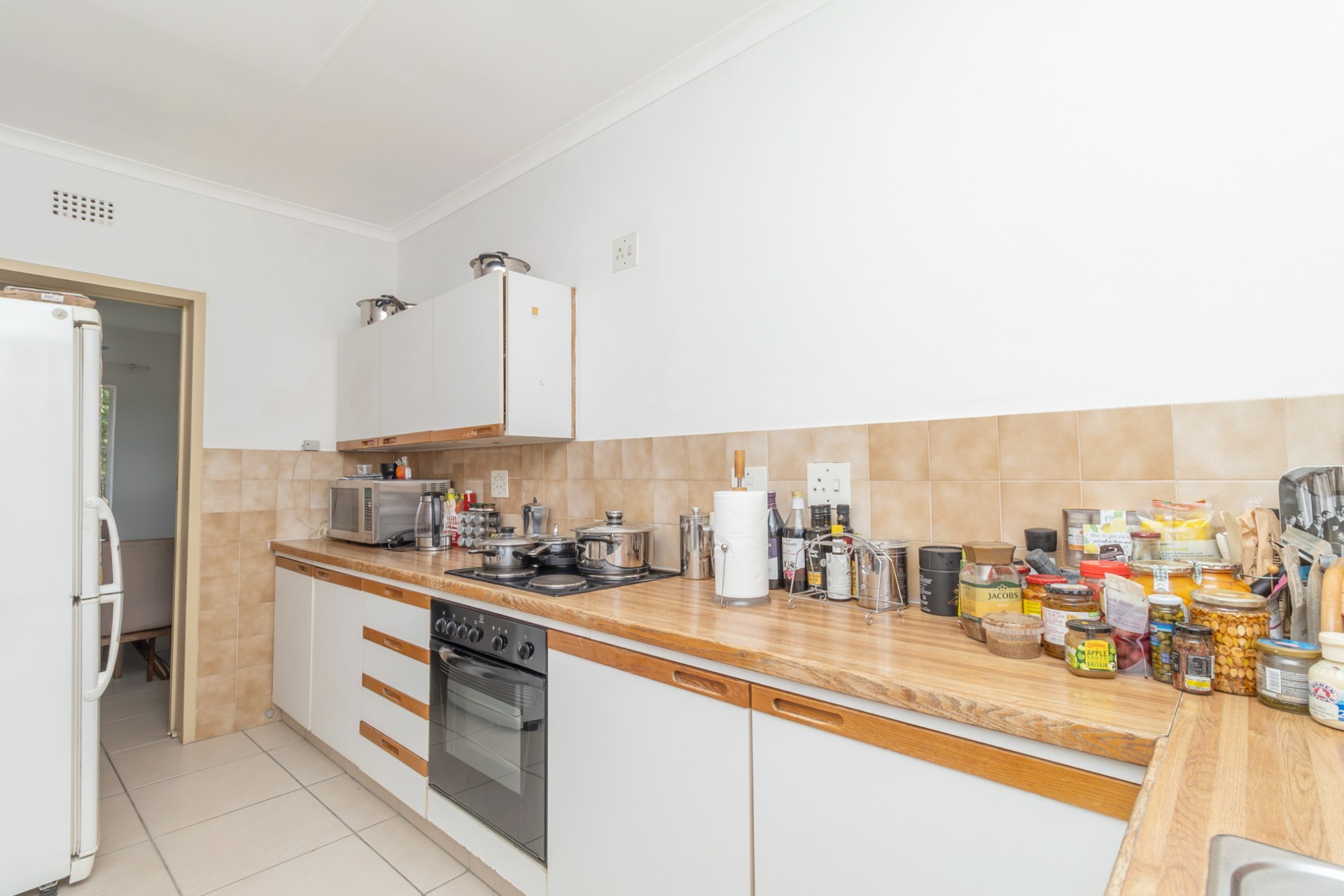 Apartment for sale in Woodmead, Sandton, 83 m²
