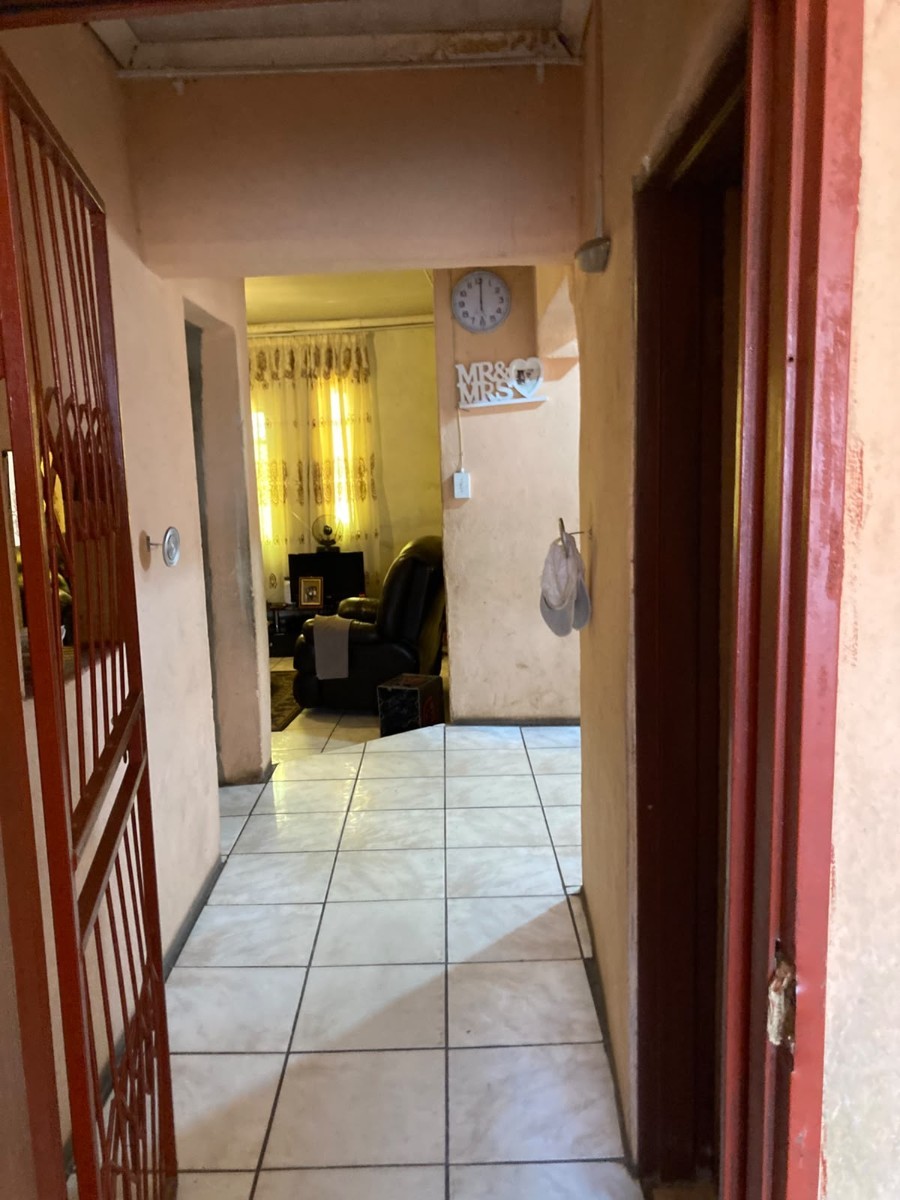 House for sale in Seshego H, Seshego, Polokwane, 450 m²