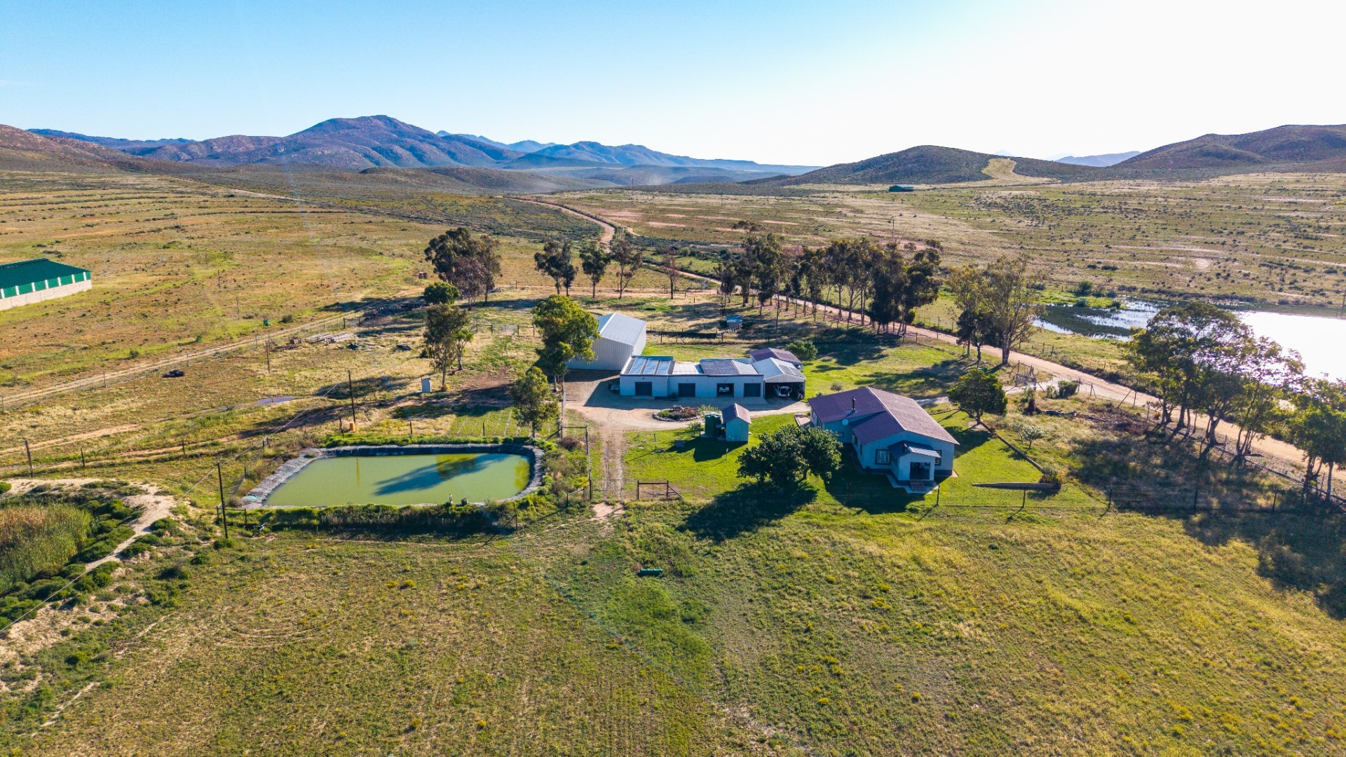 Farm for sale in Uniondale, 12500000 m²