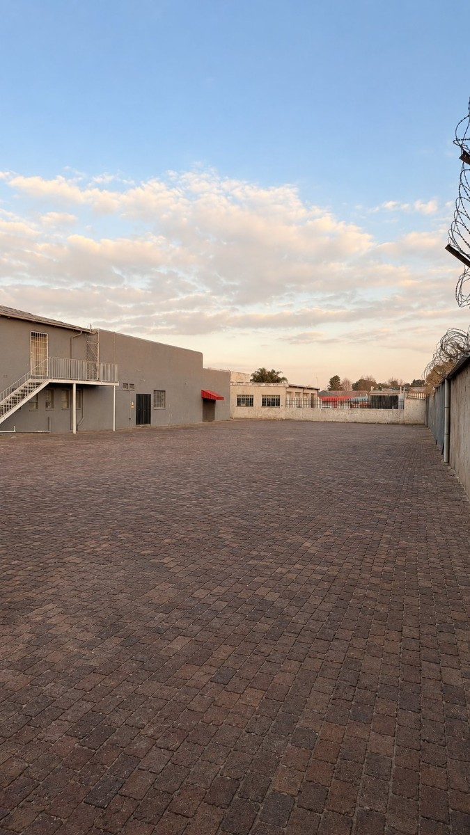 Commercial Property for rent in Primrose, Germiston, 207 m²