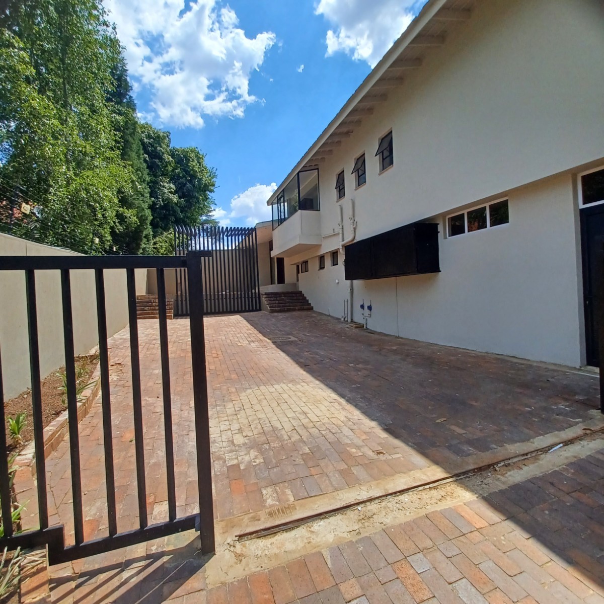 House for rent in Houghton Estate, Johannesburg, 285 m²