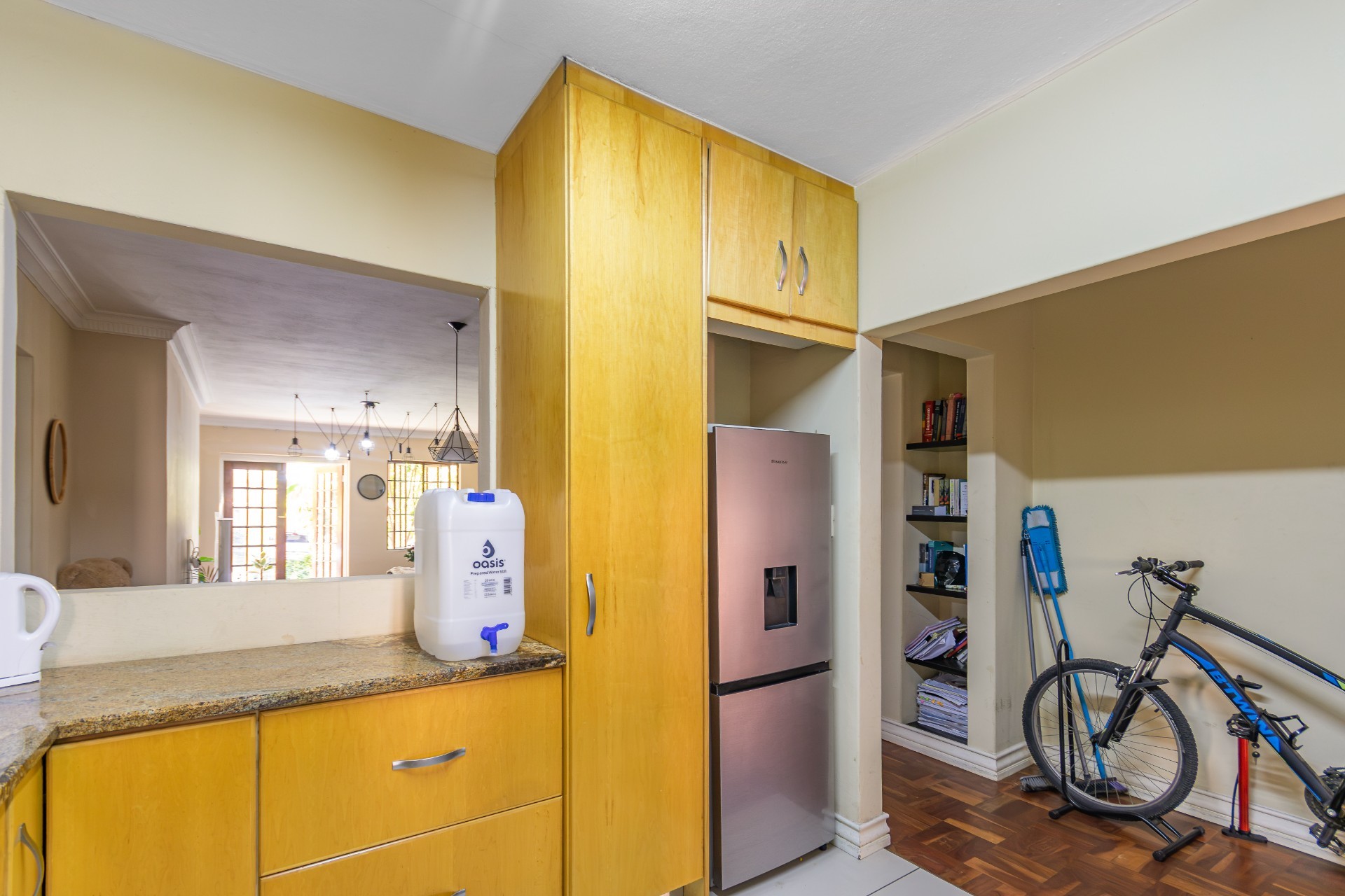 Apartment for sale in Atholl, Sandton, 97 m²