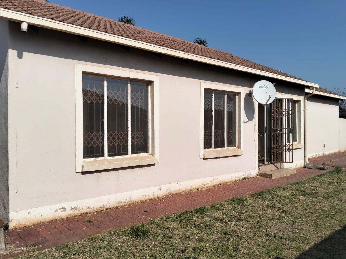 House for sale in The Orchards, Akasia, 72 m²