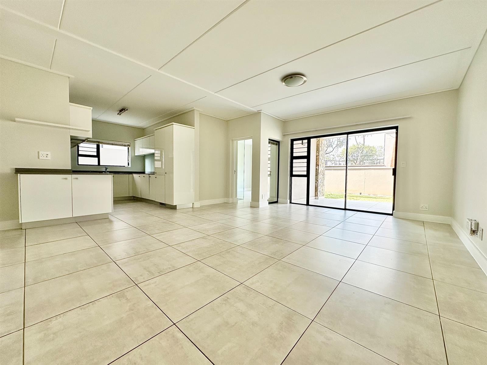 Apartment for rent in The Polofields, Waterfall, Midrand, 8910 LRXX, Polofields Lifestyle Estate, 1 Polofields Drive, The Polofields, Waterfall, Midrand, Gauteng, 118 m²