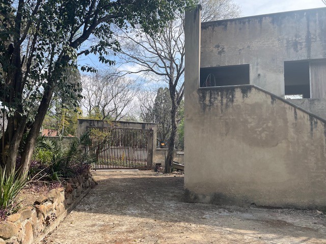 Development for sale in Rivonia, Sandton, 673 m²