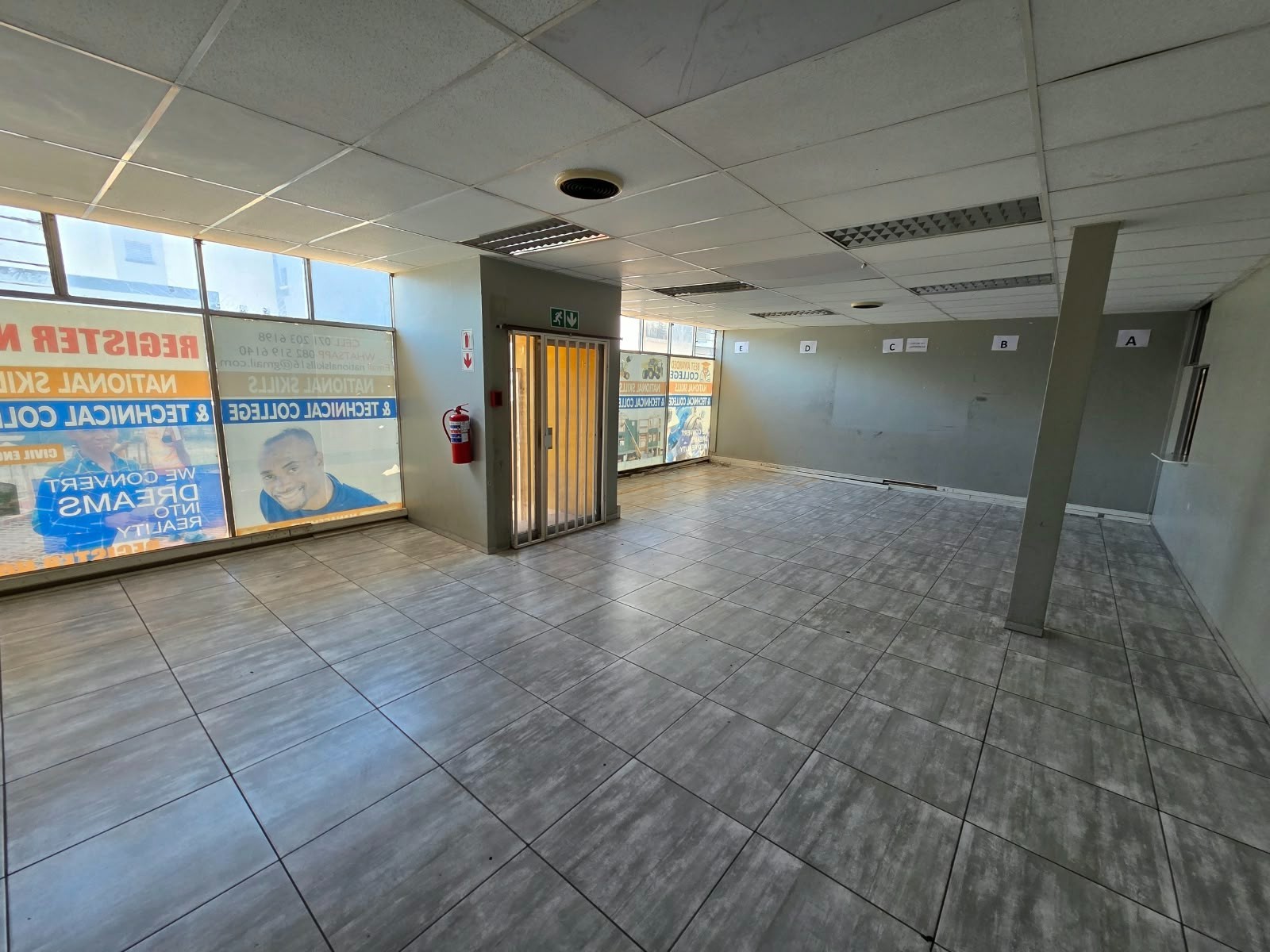 Office for rent in Middelburg Central, Middelburg, 281 m²