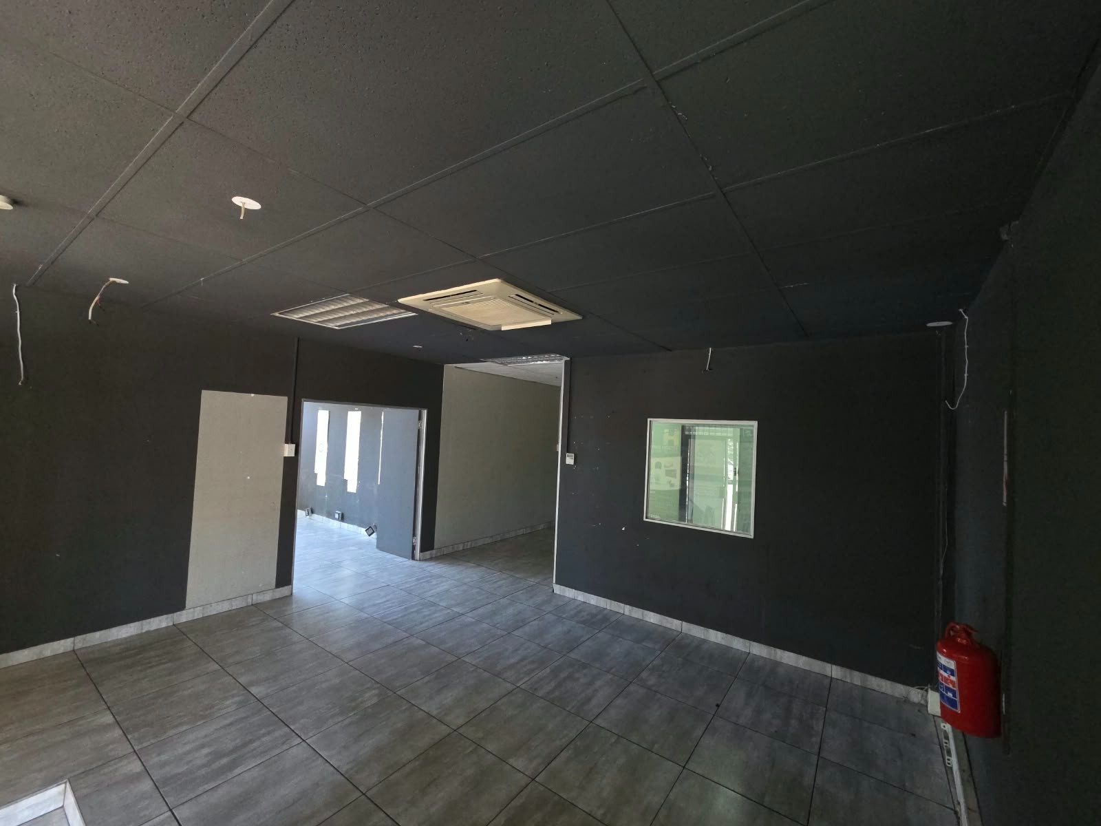 Office for rent in Middelburg Central, Middelburg, 281 m²