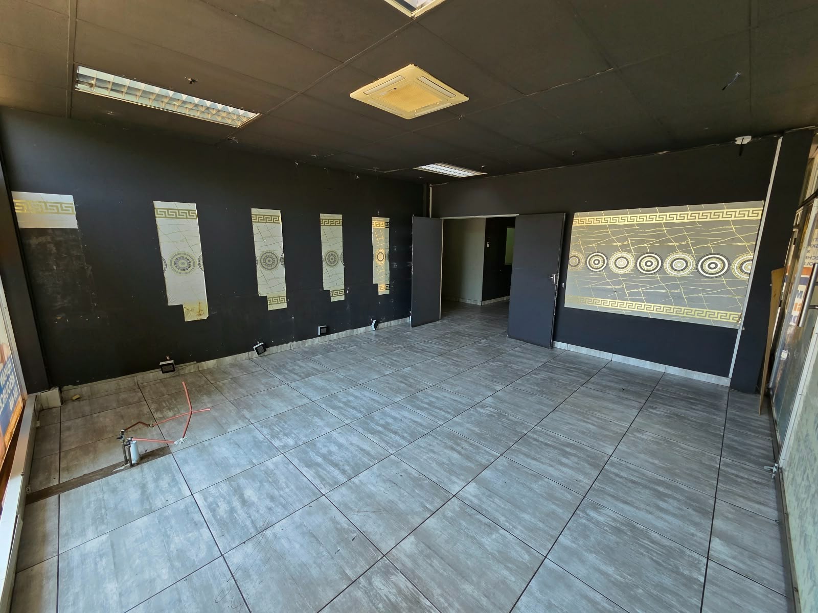 Office for rent in Middelburg Central, Middelburg, 281 m²