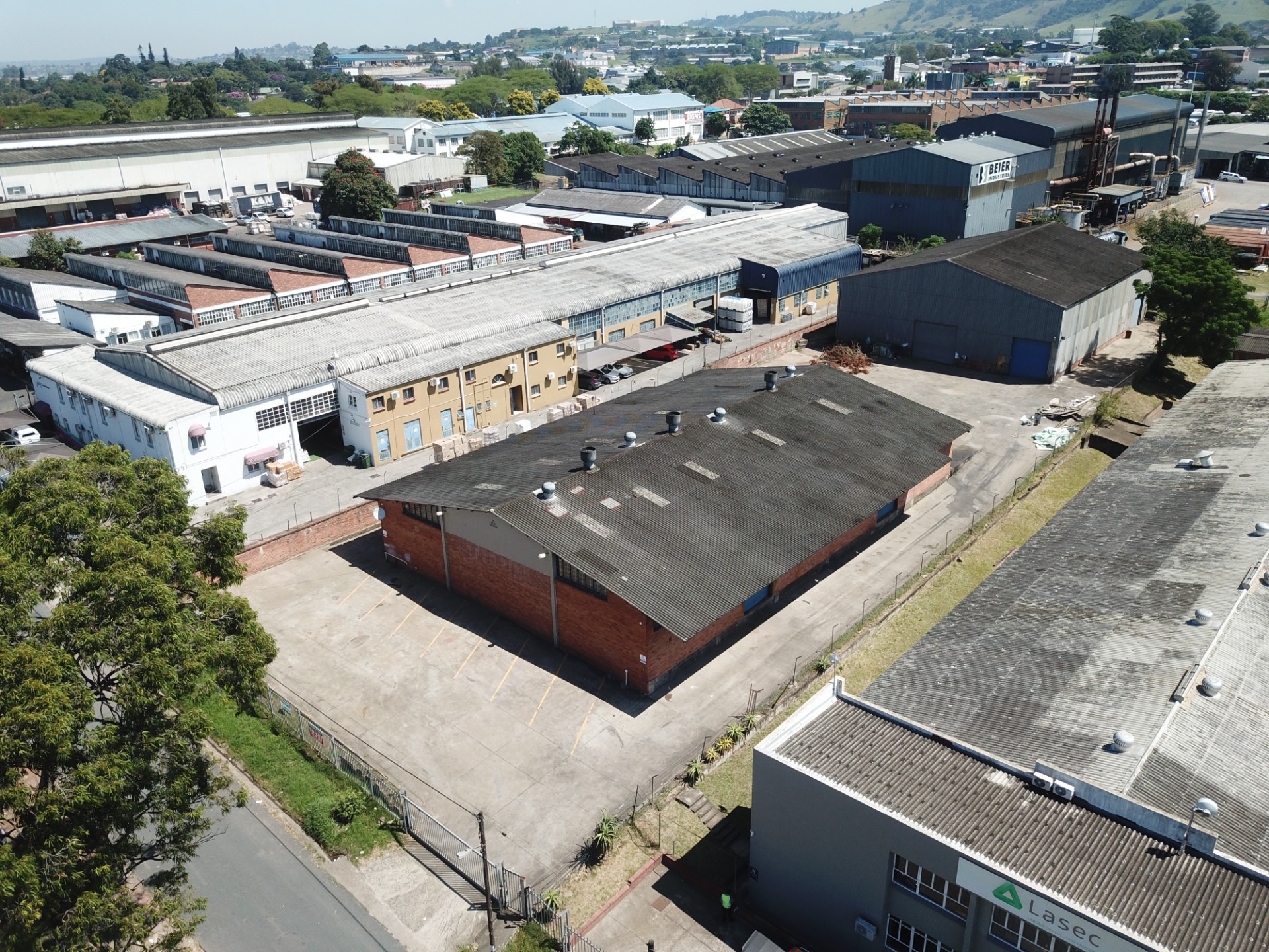 Industrial Property for rent in Pinetown North Industria, Pinetown, KwaZulu Natal, 2140 m²