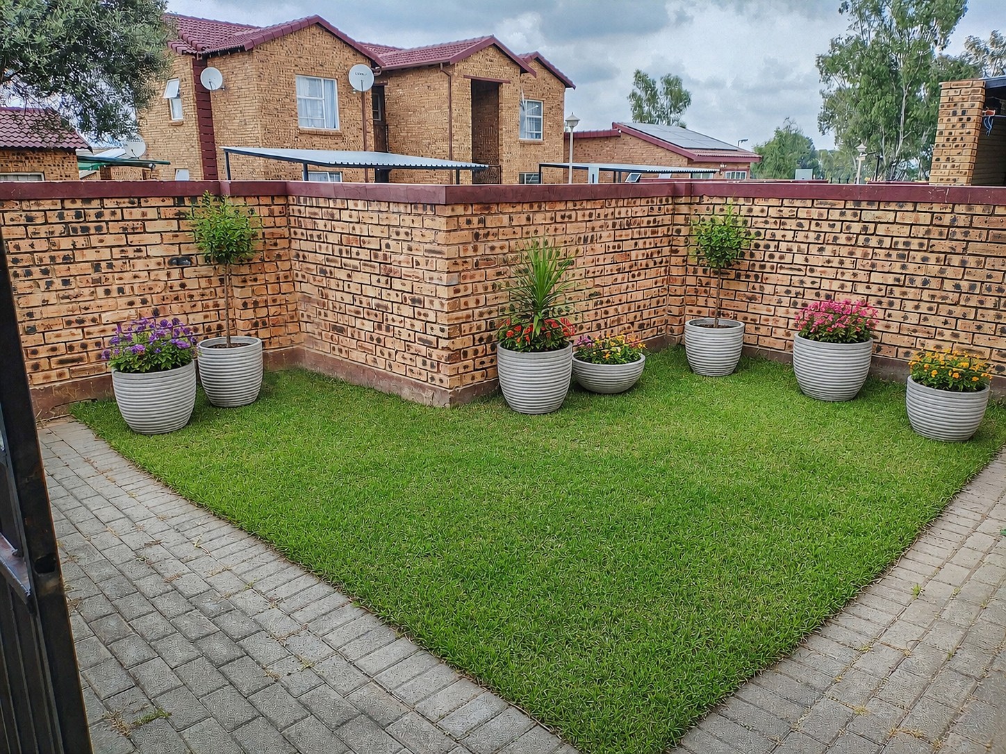 Complex for sale in Honeypark, Roodepoort, 87 m²