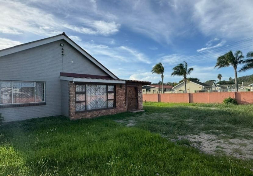 House for sale in Port Alfred Central, Port Alfred, 168 m²