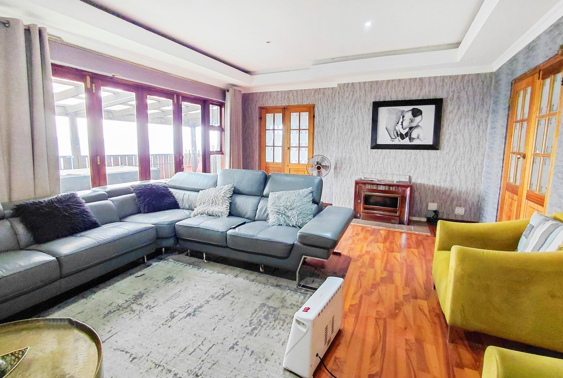 House for sale in Roodekrans, Roodepoort, 372 m²